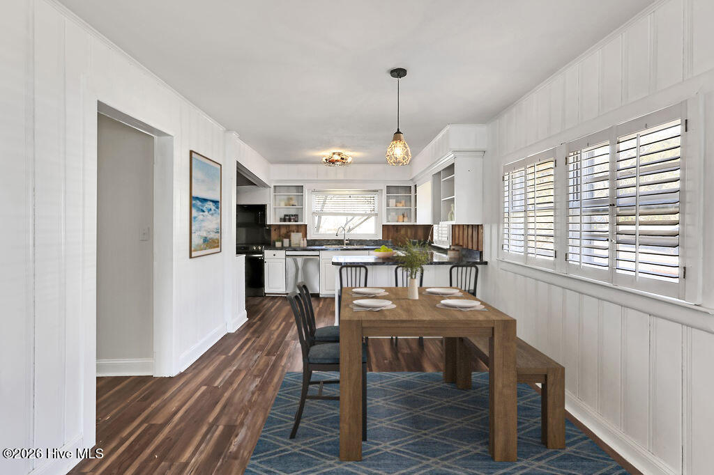 100553001 | Photo 12