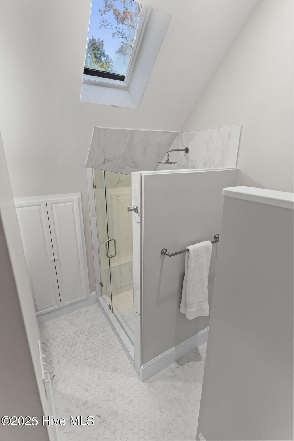 100537269 | Photo 60