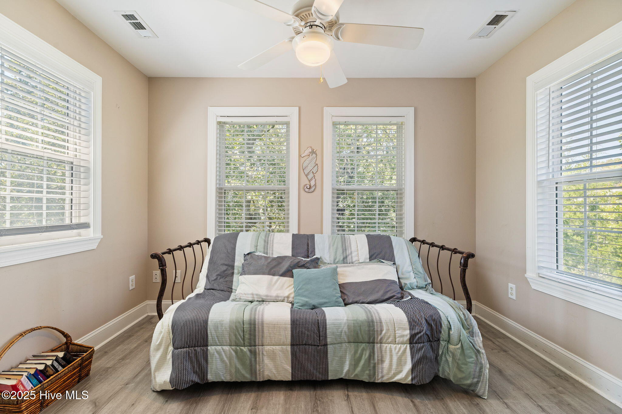 106 SE 44th Street, Oak Island, NC, 28465