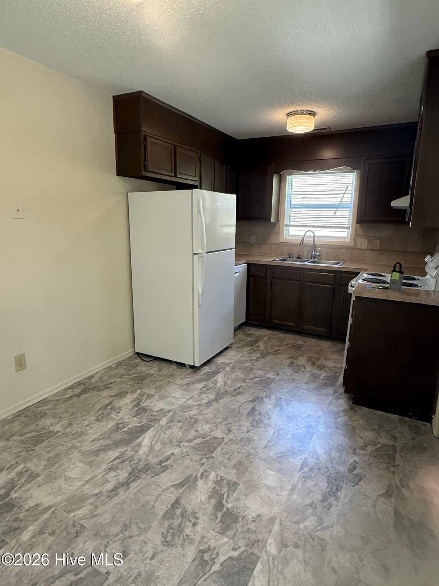 306 Pine Valley Road, Jacksonville, NC, 28546