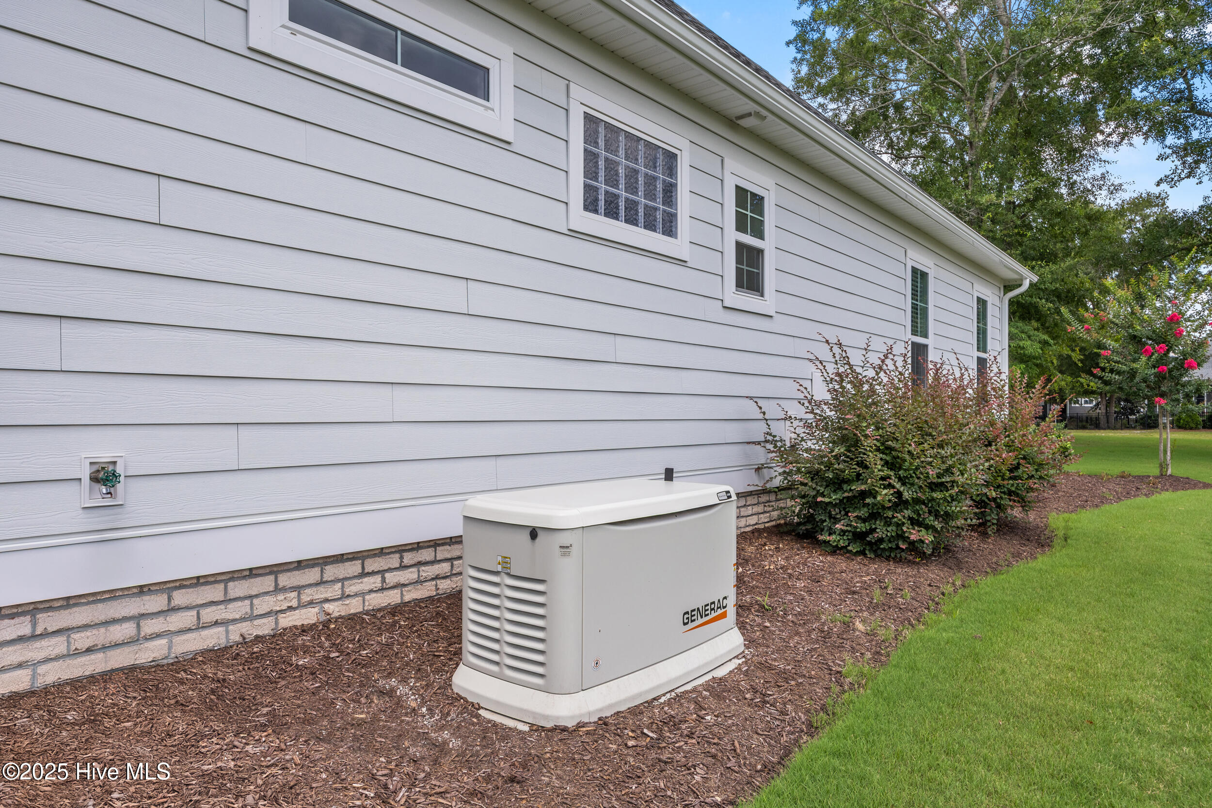 100515249 | Photo 53