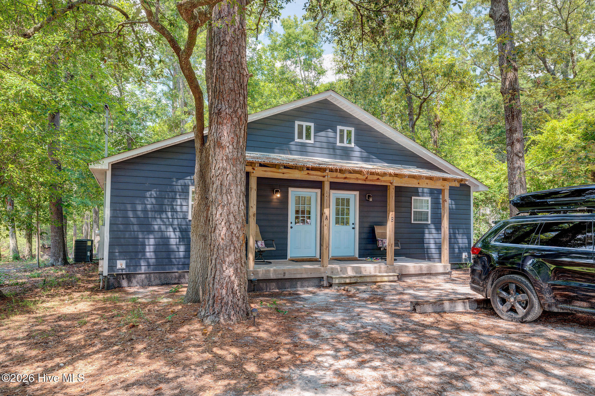 100558109 | Photo 39