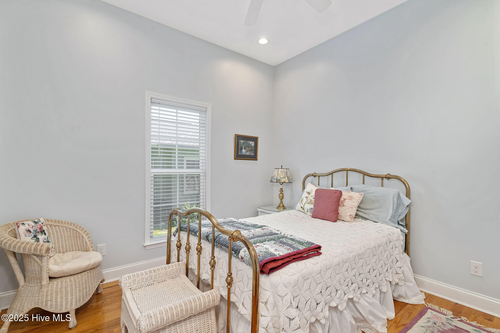 100534572 | Photo 34