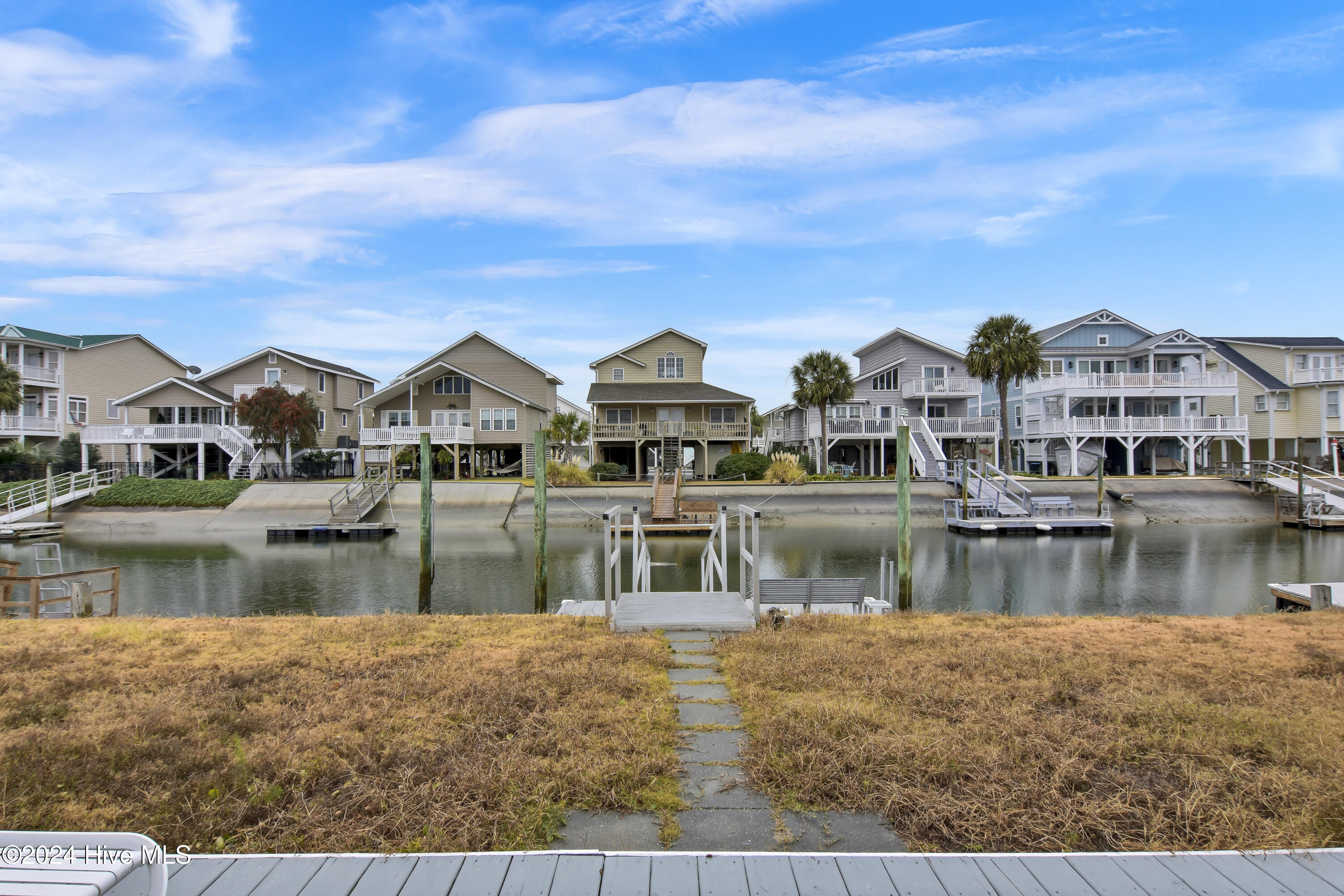 100512671 | Photo 29