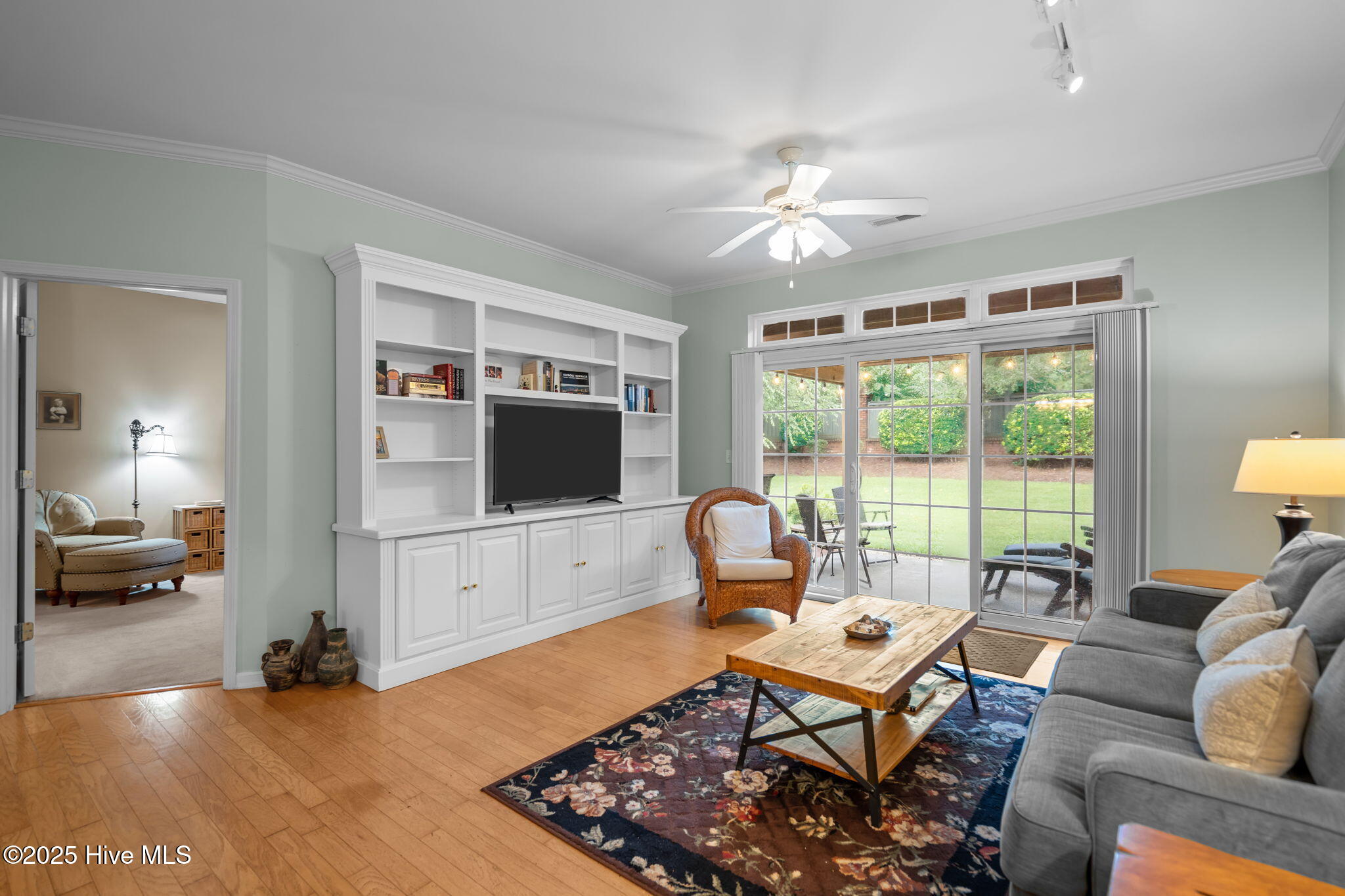 100528475 | Photo 10