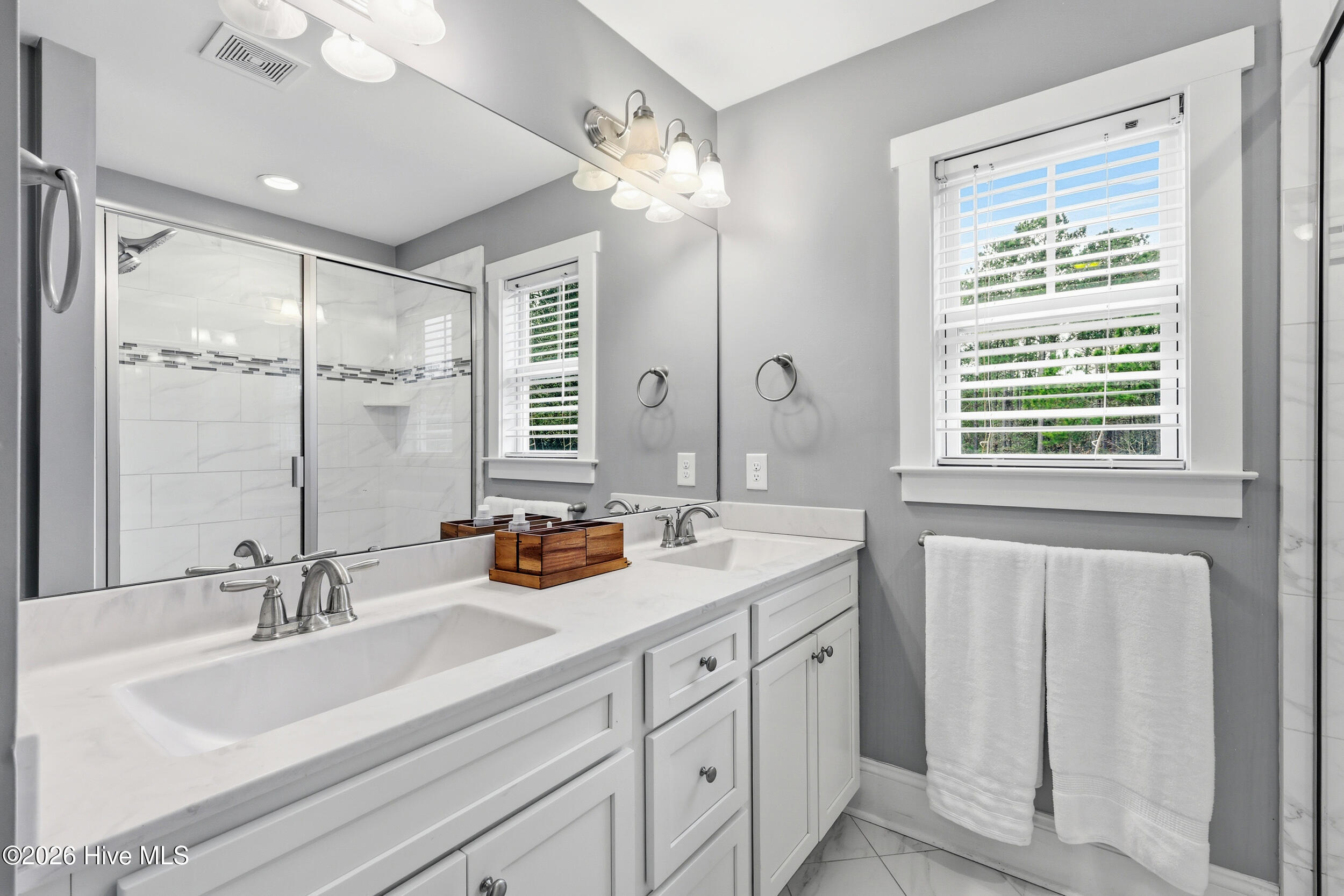 38 Pin Oak Court, Hampstead, NC, 28443