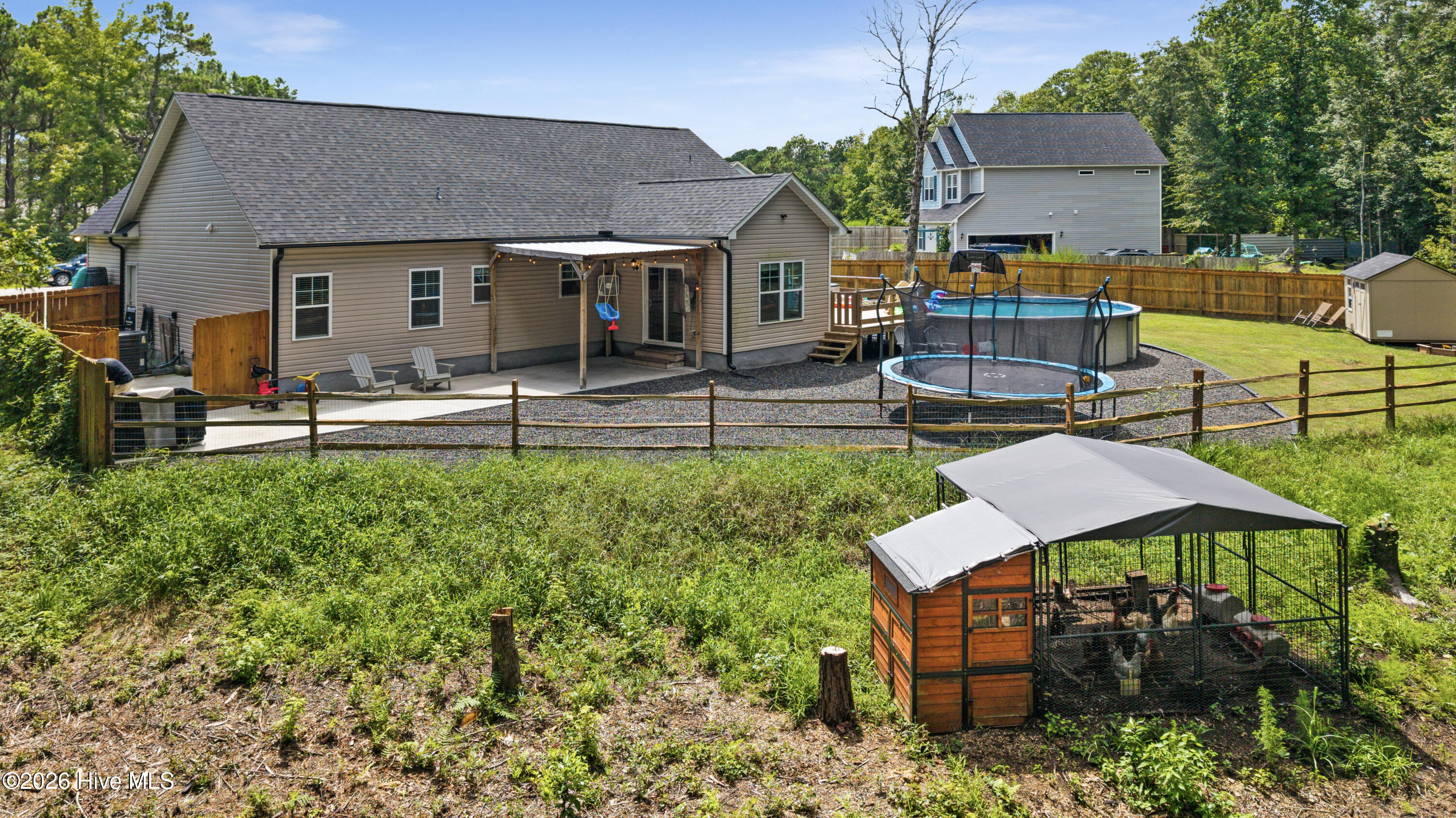 100555595 | Photo 42