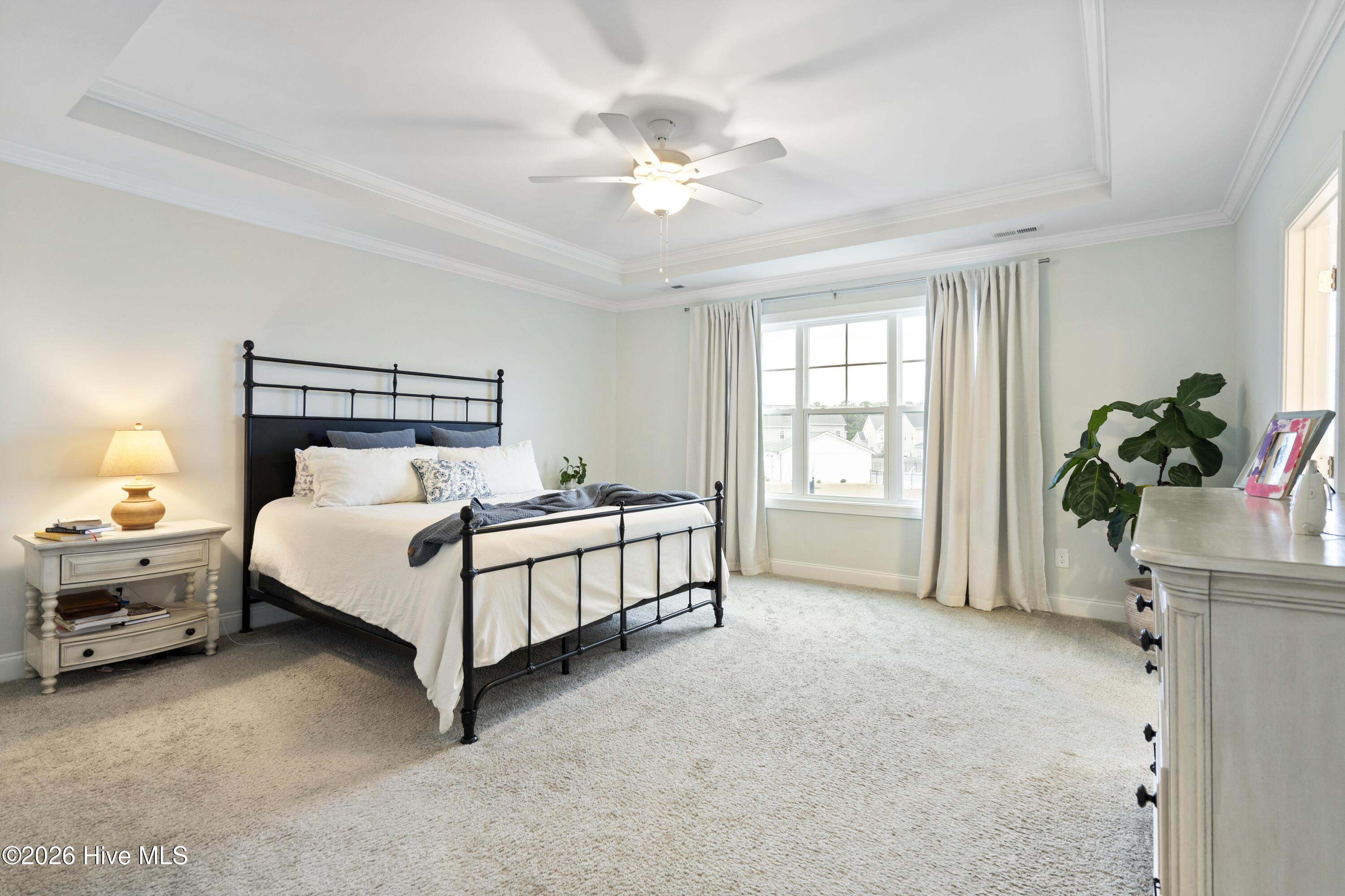 100549659 | Photo 46