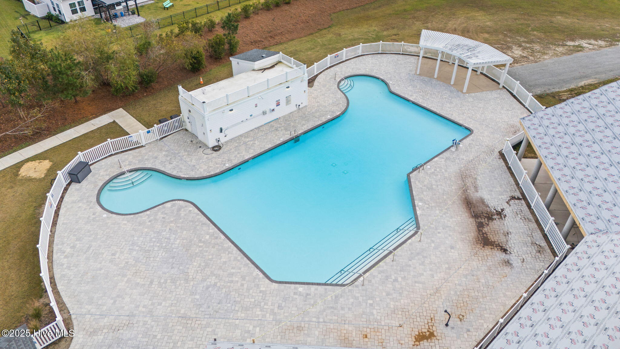 100496126 | Photo 66