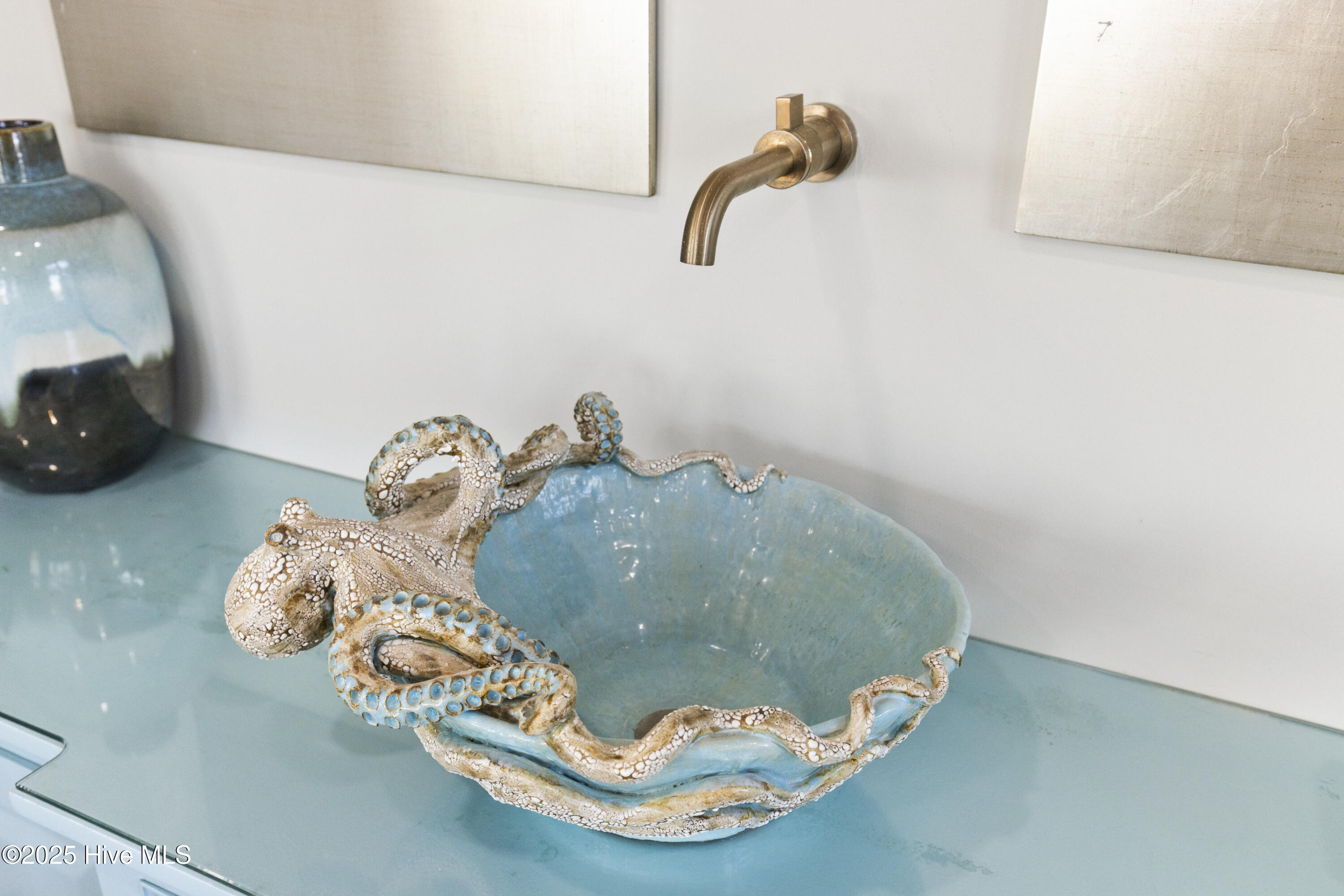 100546411 | Photo 17