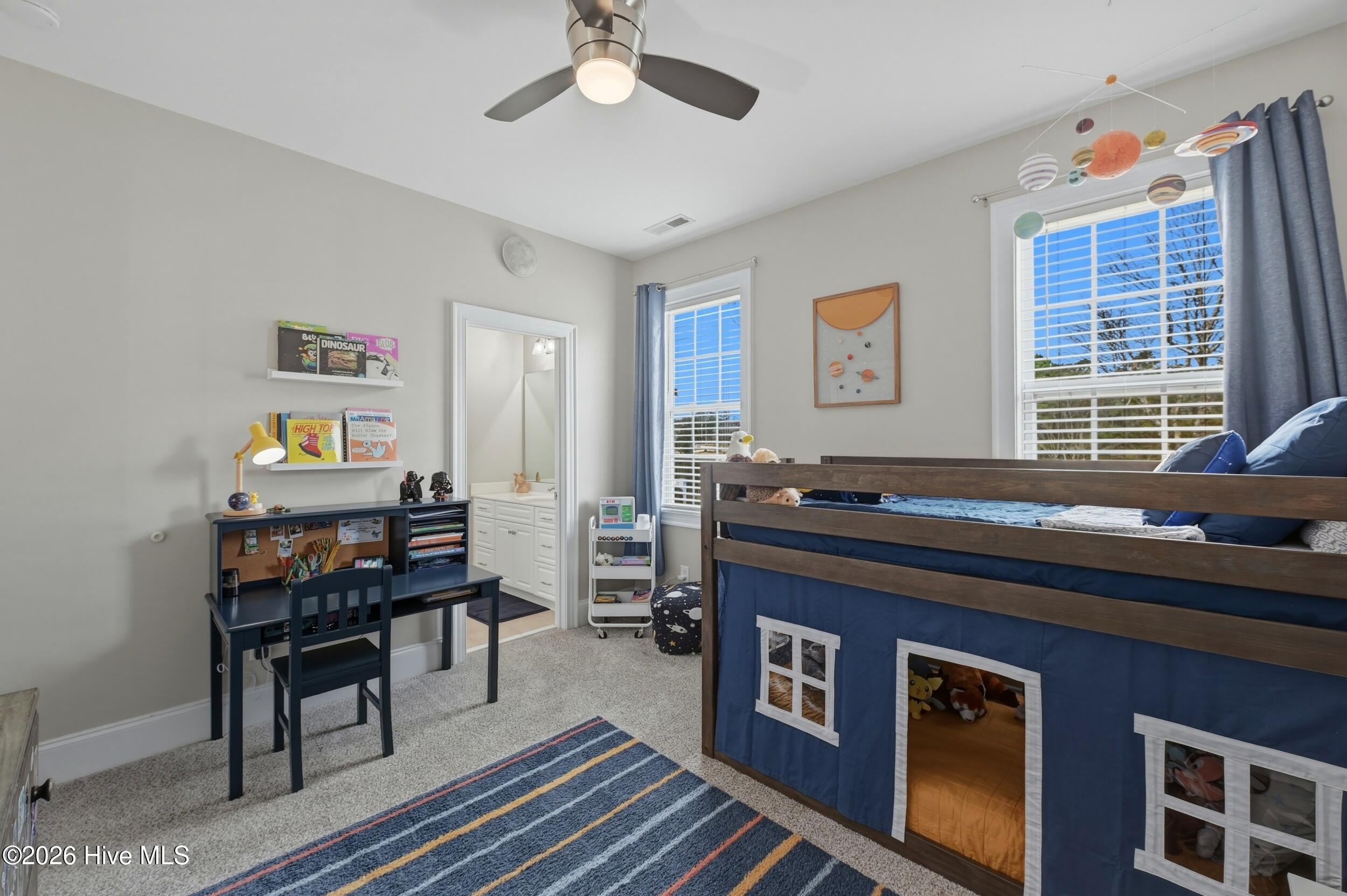 100556453 | Photo 27