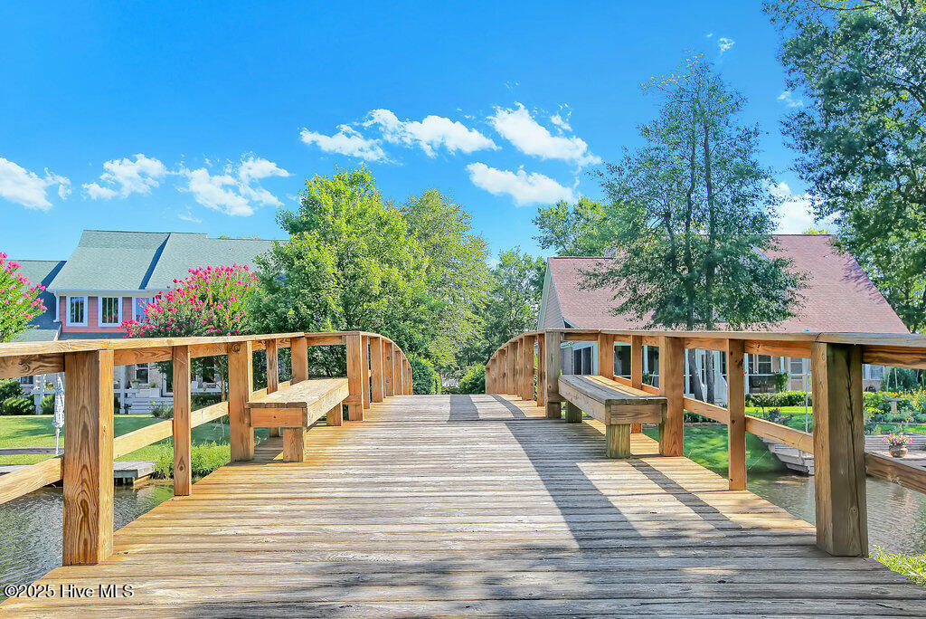 100544404 | Photo 62