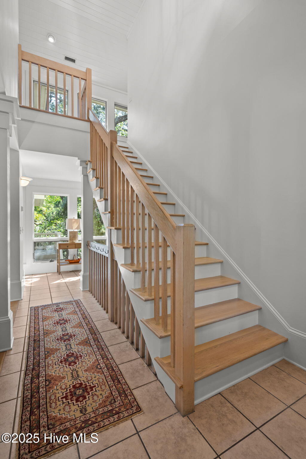 100501952 | Photo 37