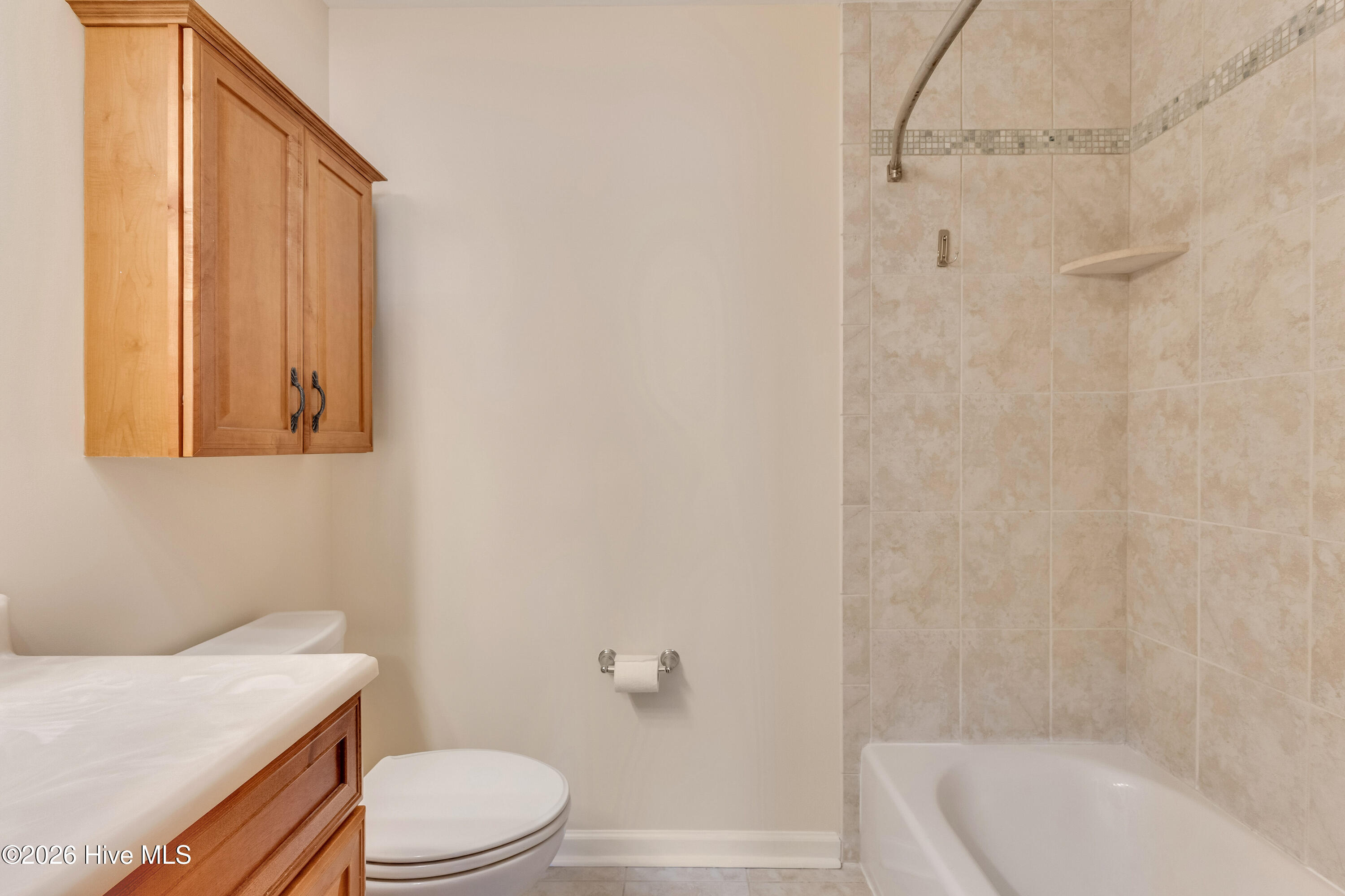 100554925 | Photo 26