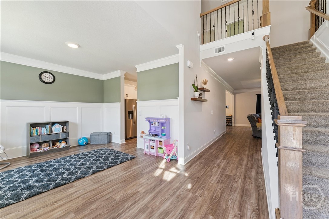 Formal dinign room with beautiful board and batten