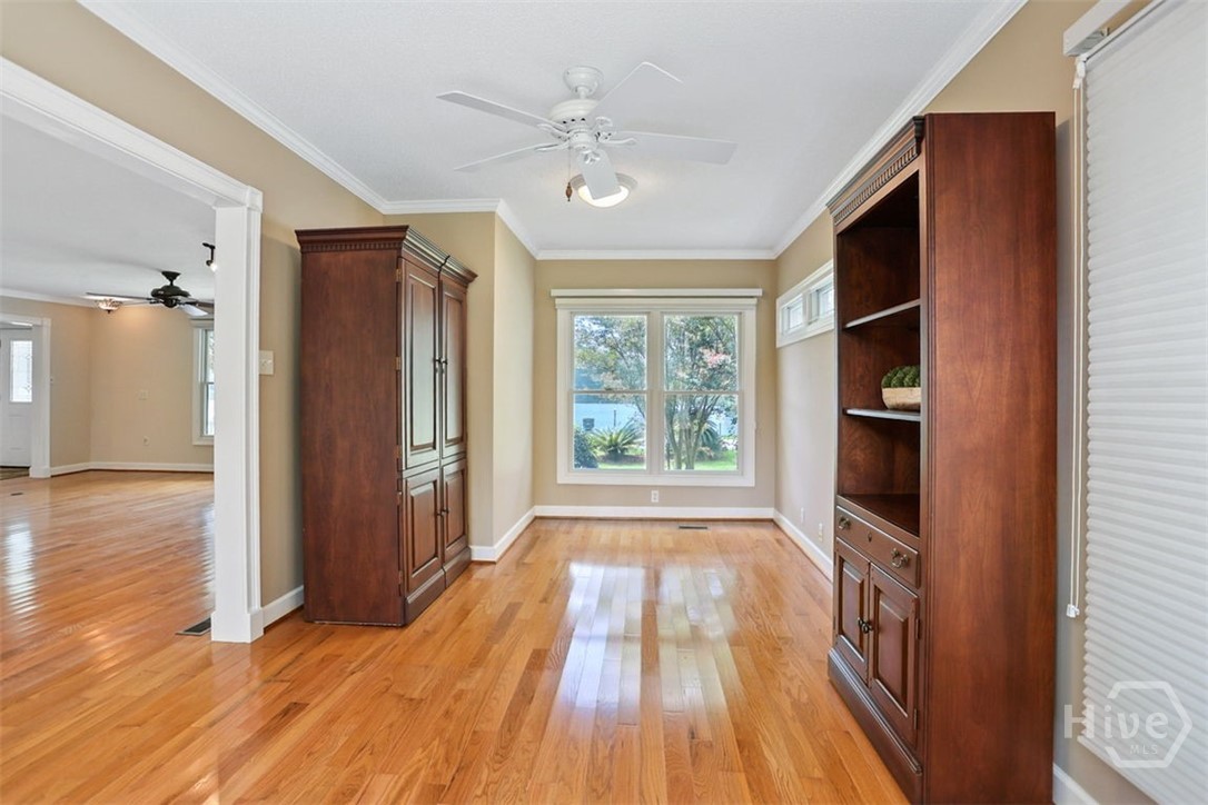 221 Lakeshore Drive