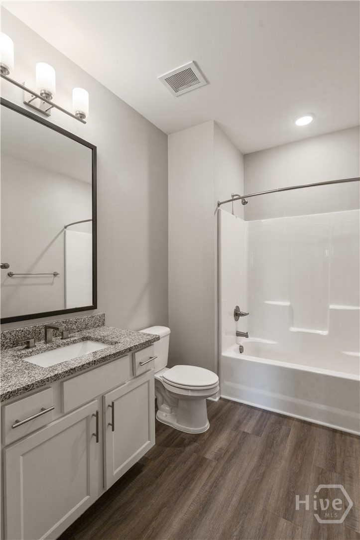 100 Prince Avenue B102