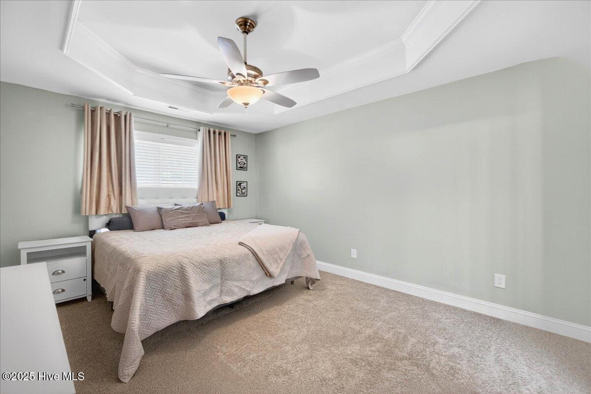 100516834 | Photo 17