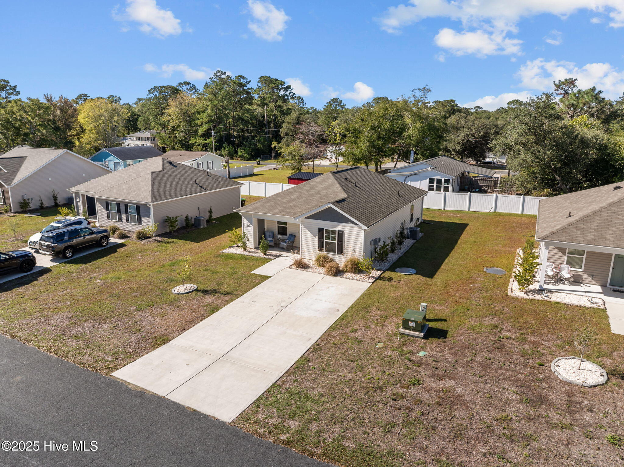 1724 Whispering Pine Street SW, Ocean Isle Beach, NC 28469 – photo 6: 8-web-or-mls-DJI_20251030111648_0203_D