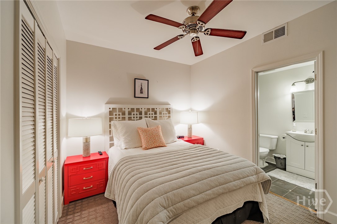 250 W Broad Street 714