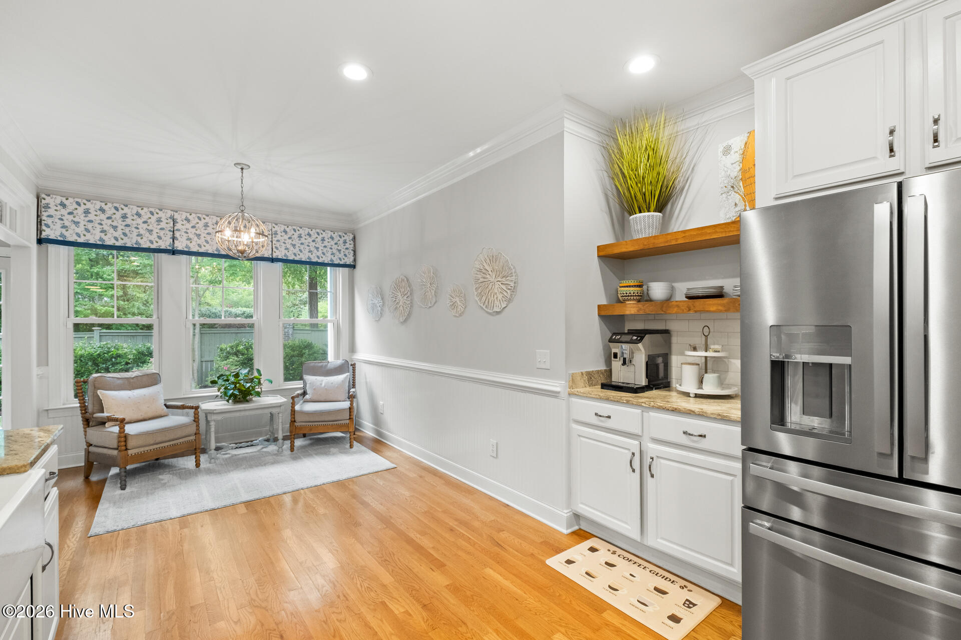 100554088 | Photo 19