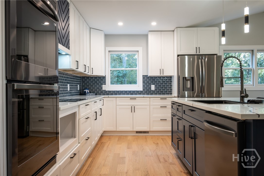 Homes for sale in Lavonia, GA | 250 Harbor Heights Cir, Lavonia, GA 30553 | MLS# CL342143