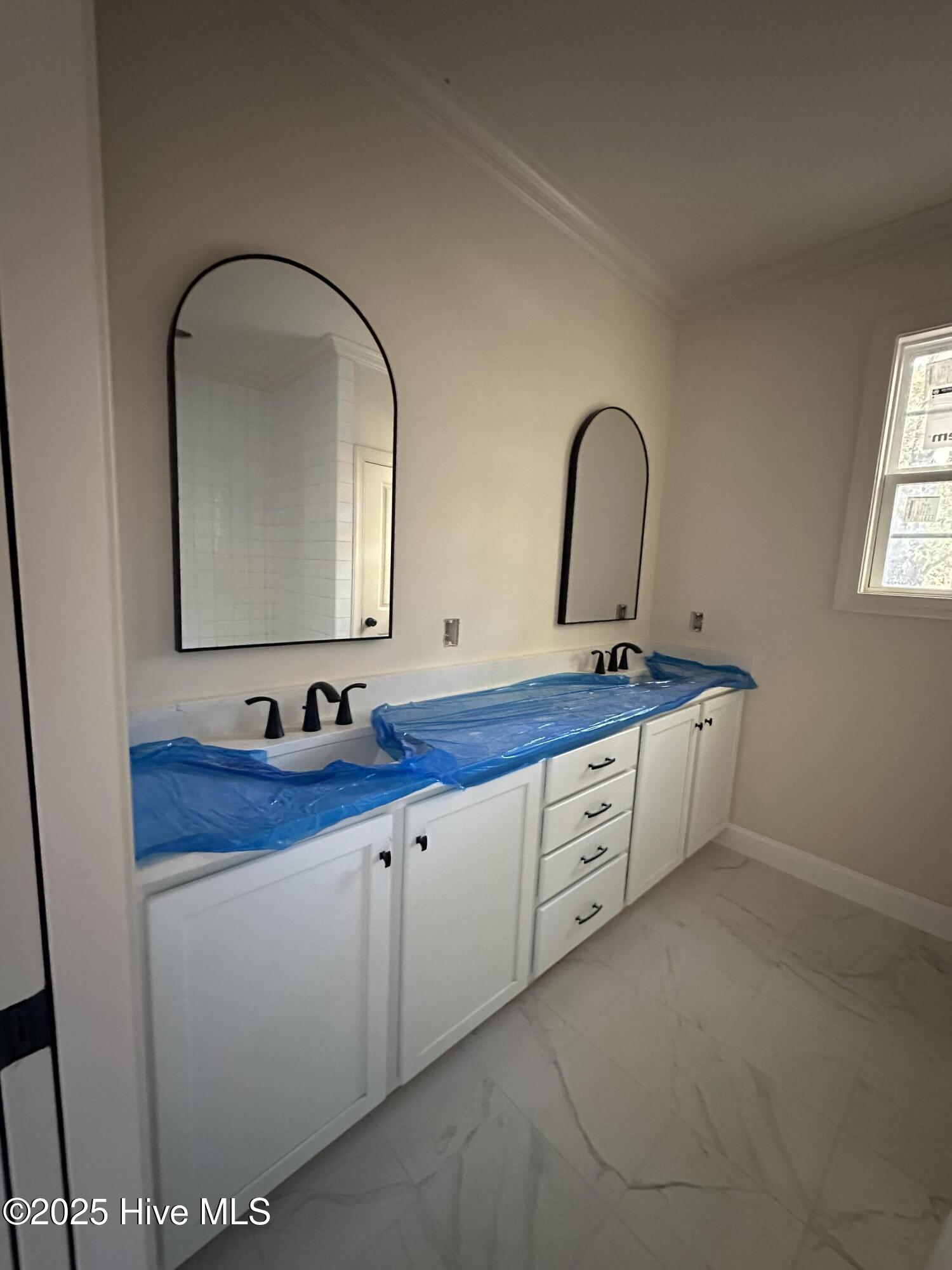 100543232 | Photo 17