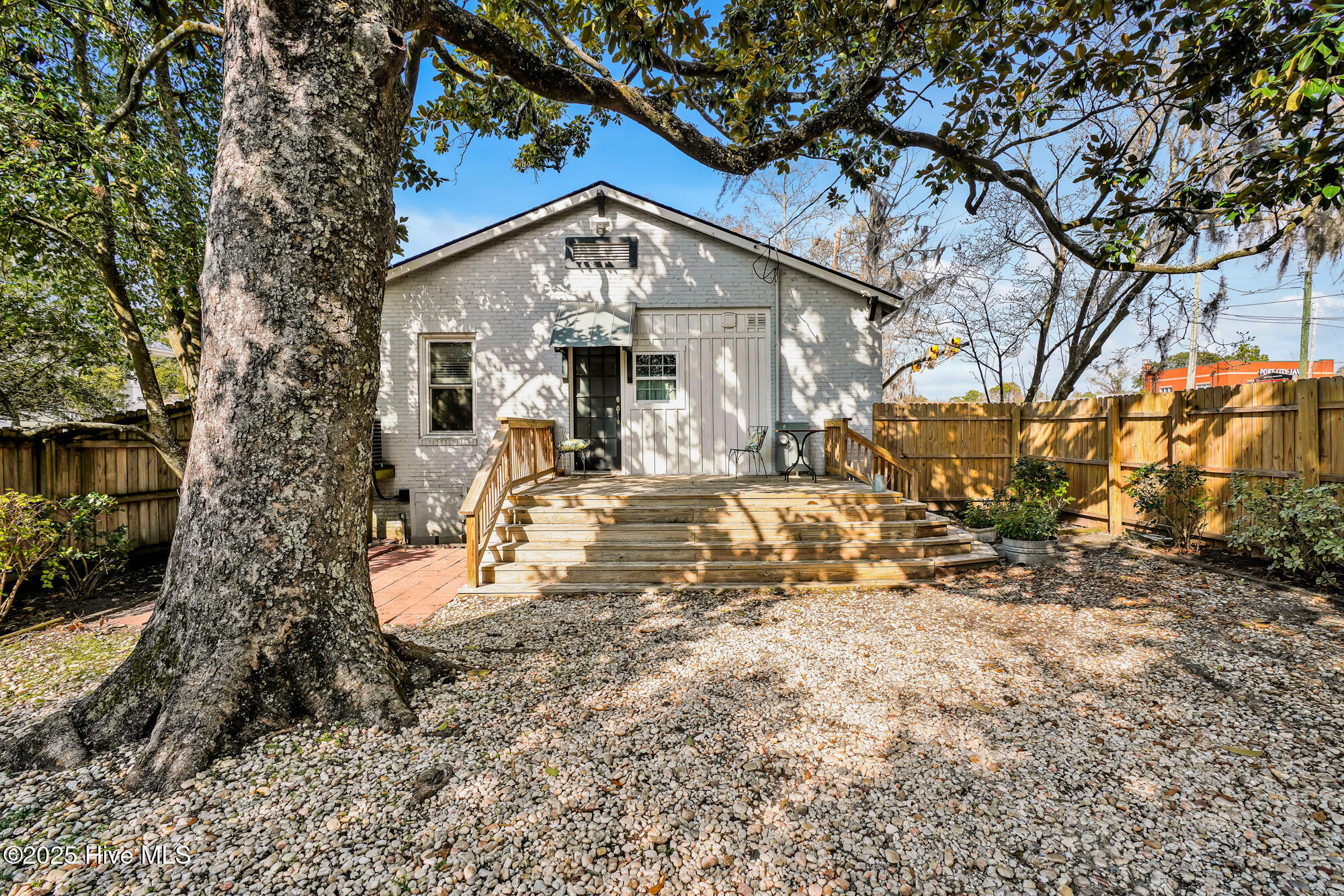 100544922 | Photo 33