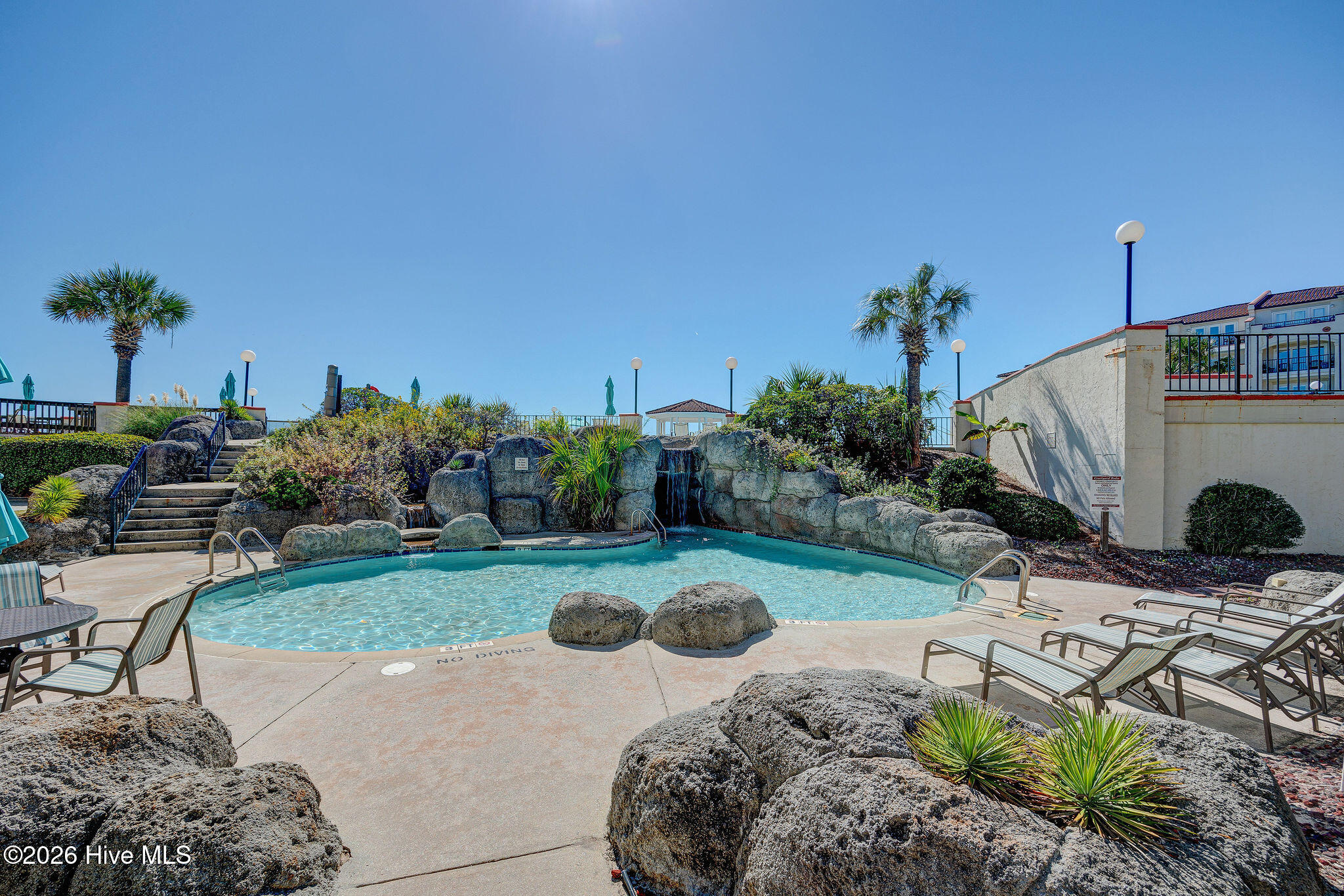 100550000 | Photo 29