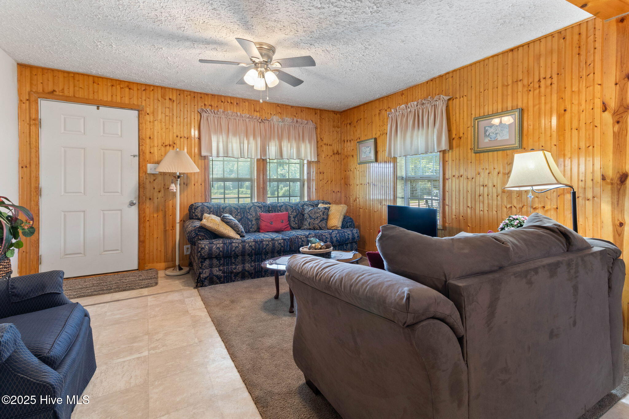 Homes for sale in Bladenboro, NC | 410 Elizabethtown Rd, Bladenboro, NC 28320 | MLS# 100534710