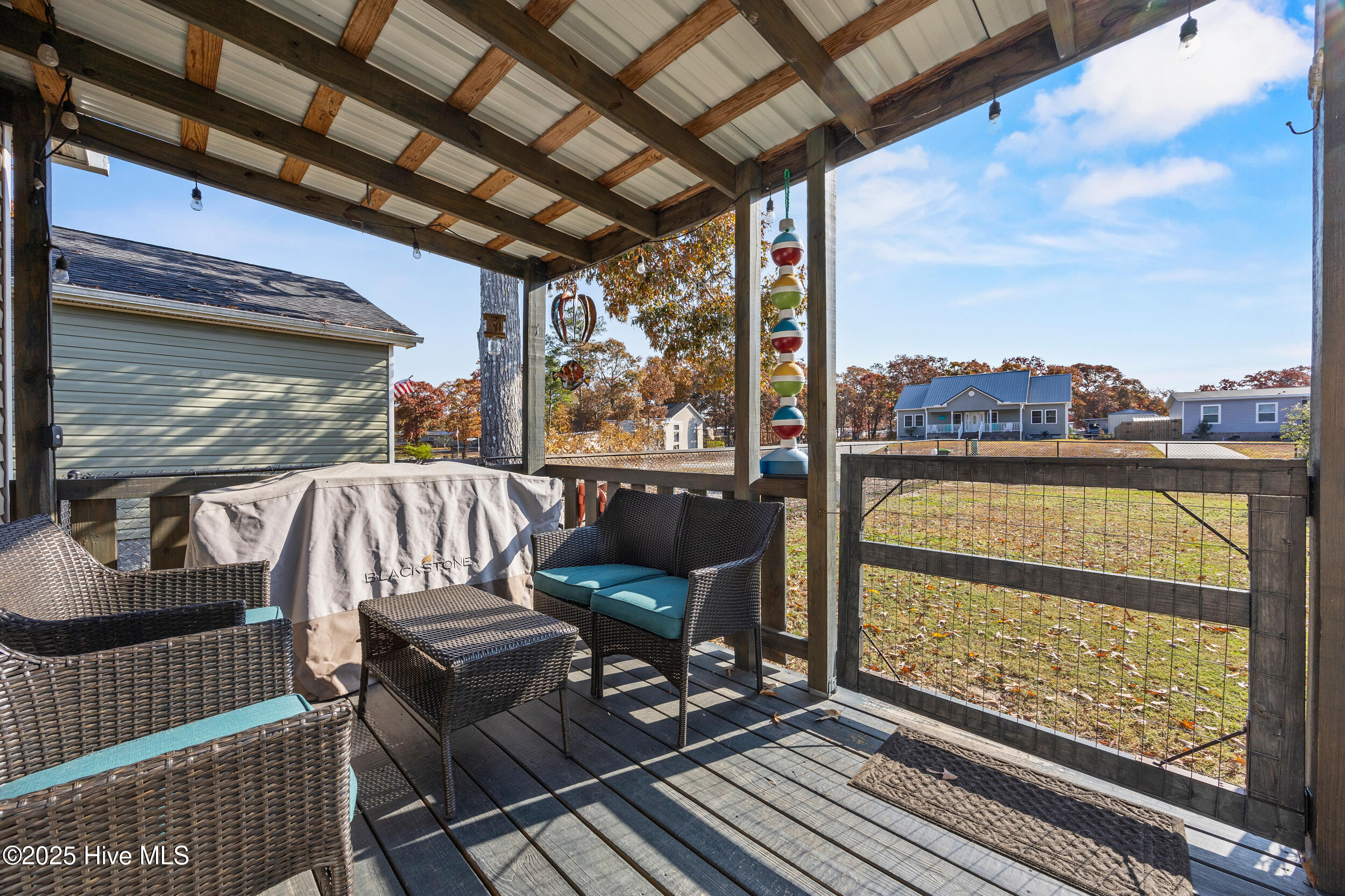 100542726 | Photo 37