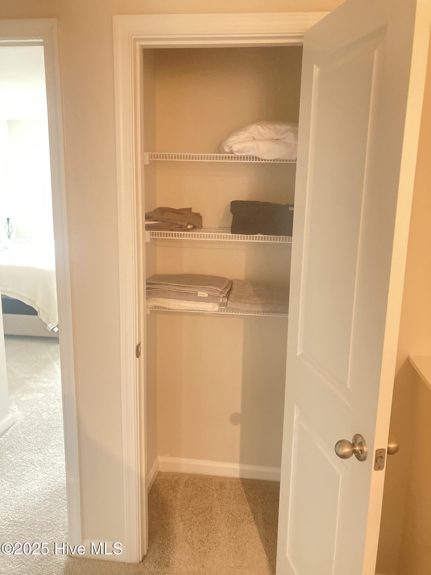 100525774 | Photo 22