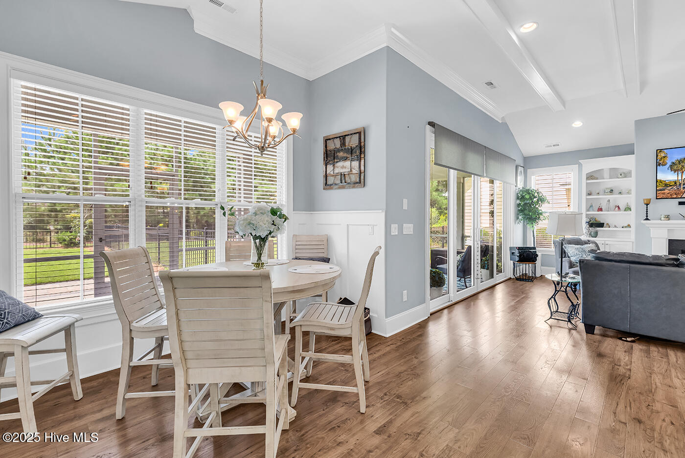 100529992 | Photo 13