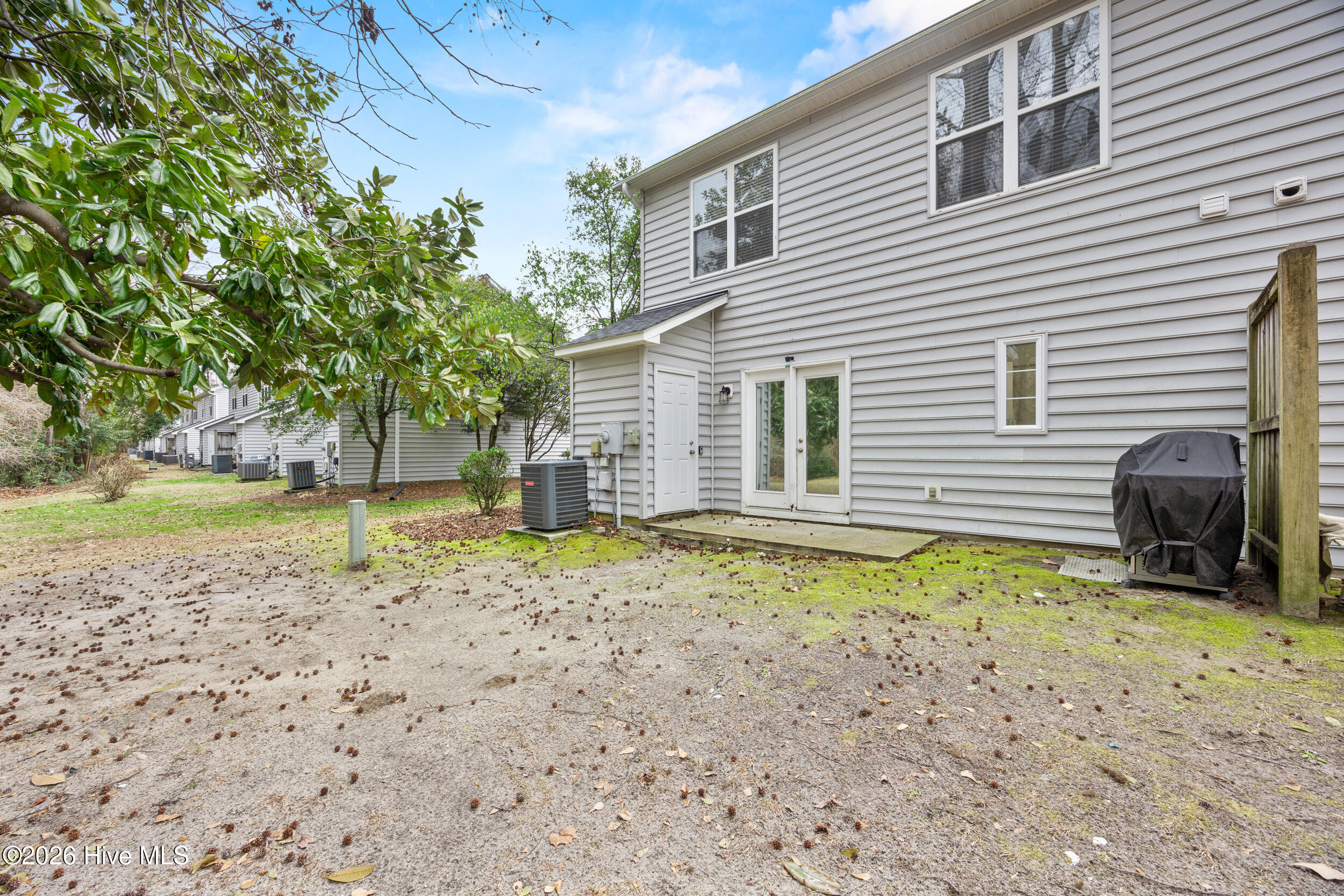 100567822 | Photo 47