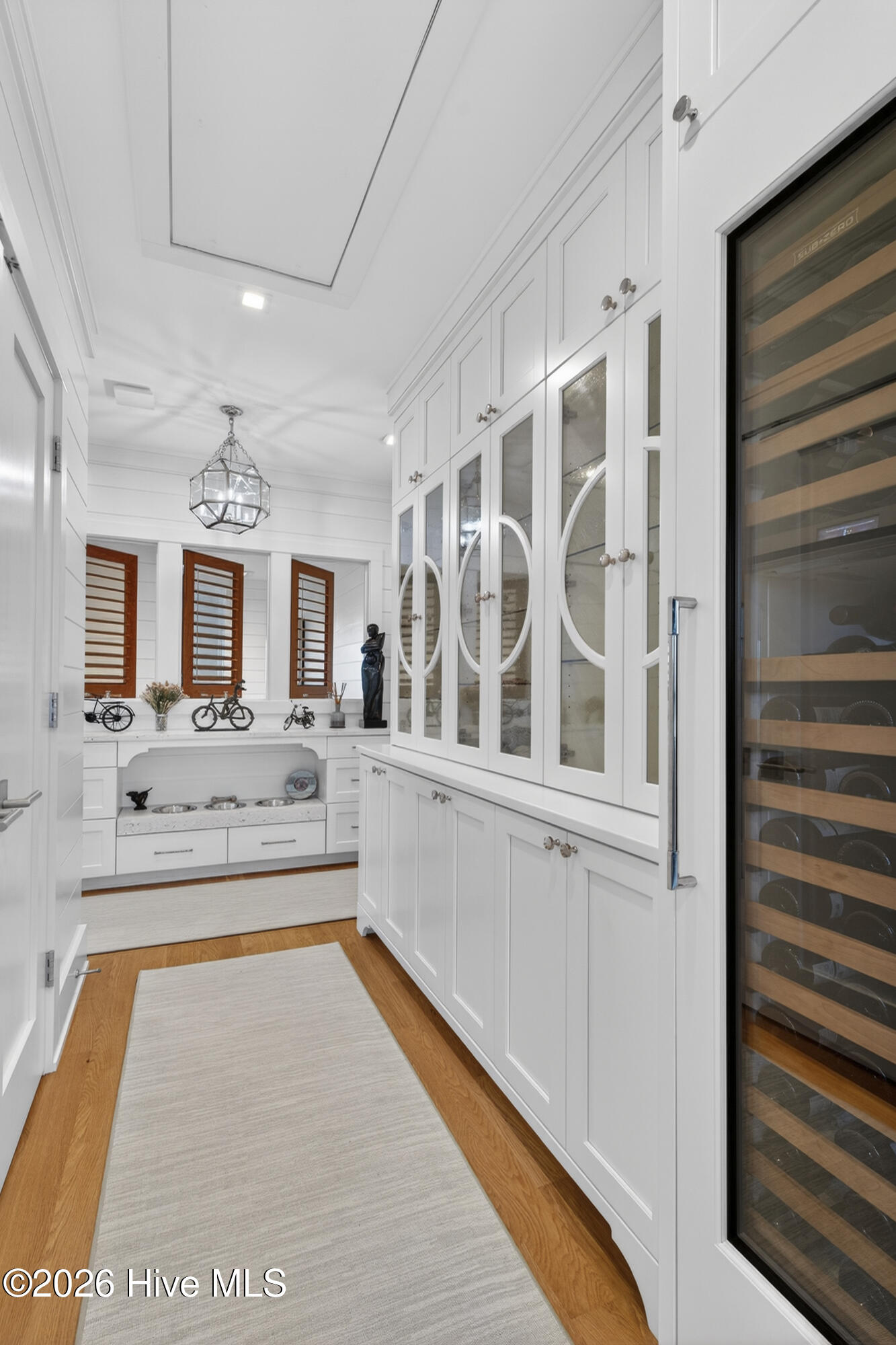 100557560 | Photo 25