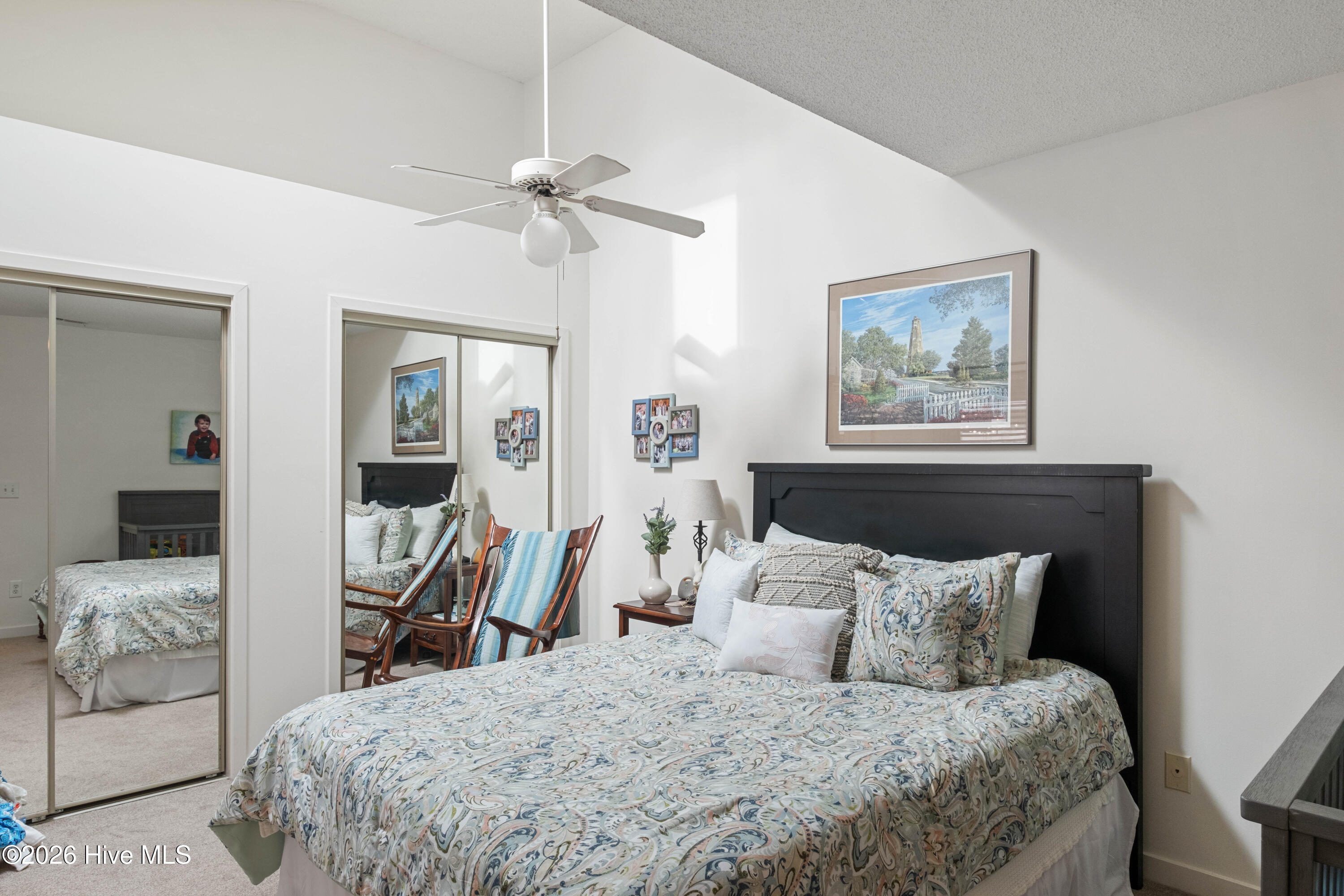 100560889 | Photo 30