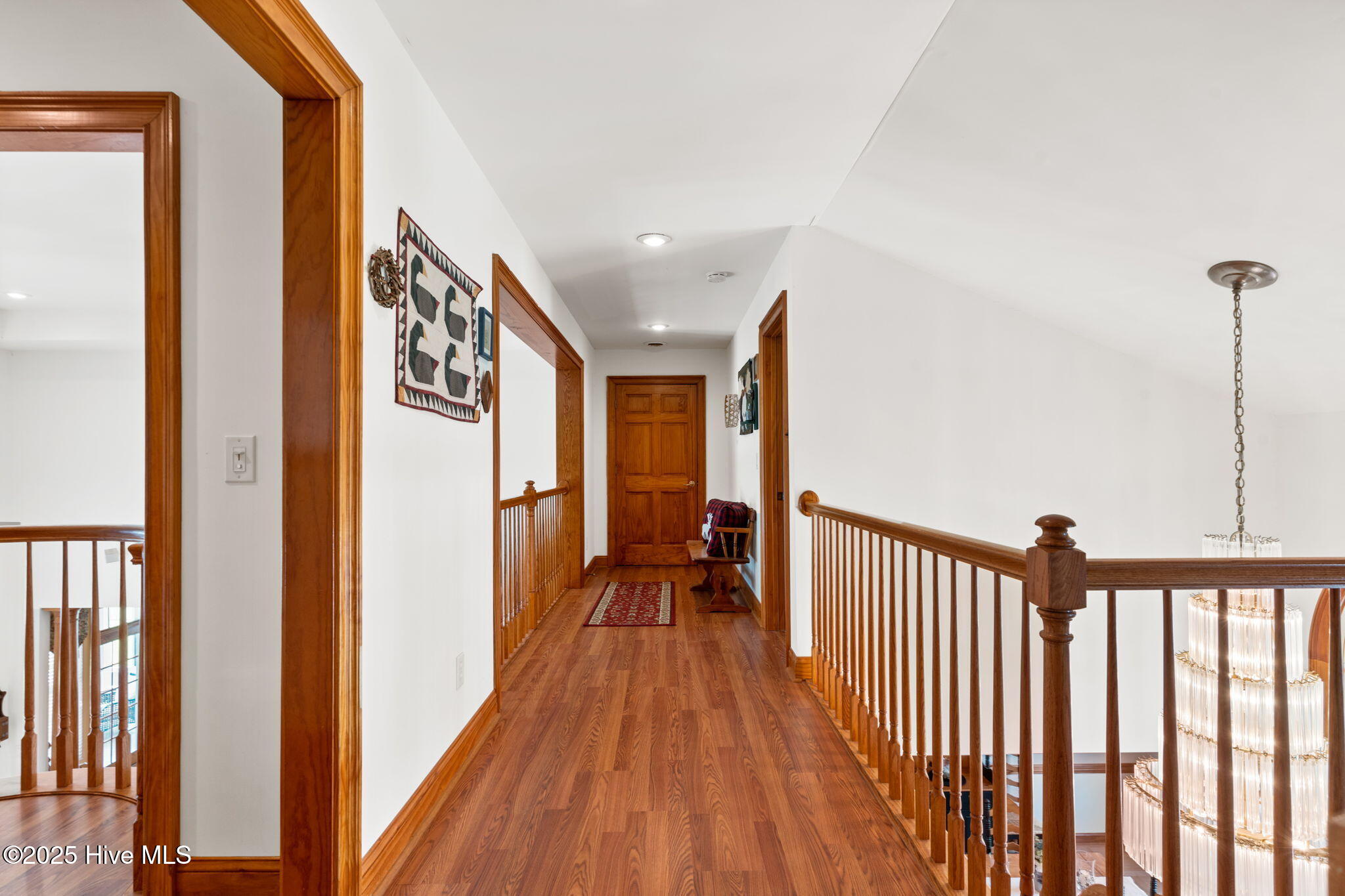 100548908 | Photo 21