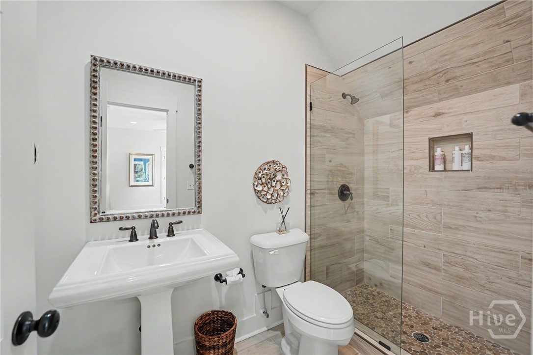 8 Caretakers Lane, Savannah, GA, 31404