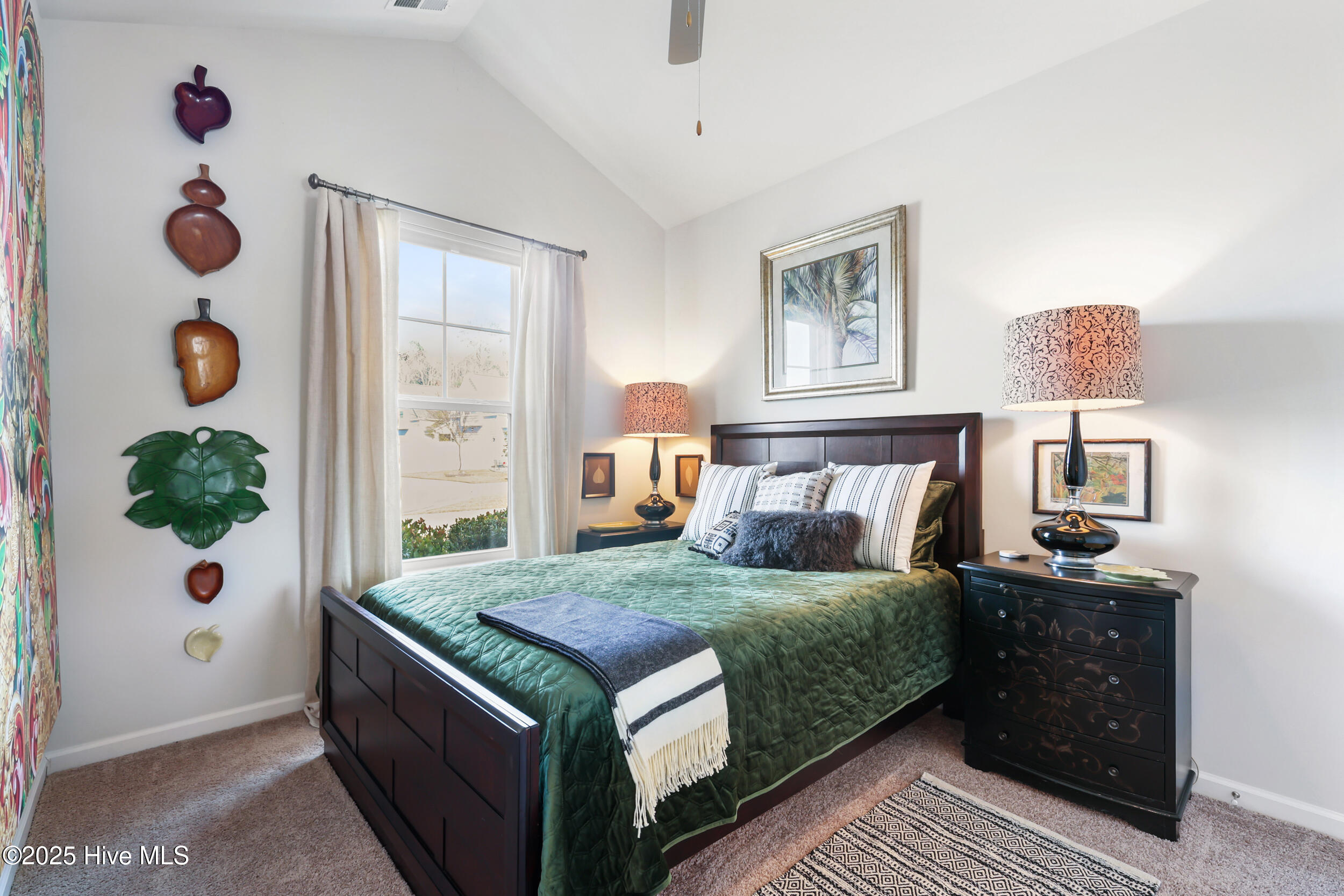 100547034 | Photo 19