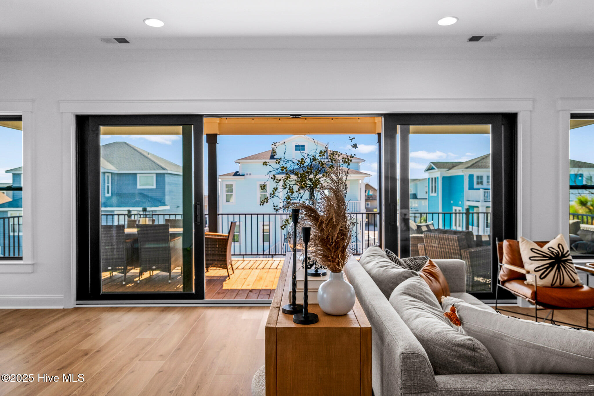 1031 Coquina Cove Drive, Holden Beach, NC 28462 – photo 10: 1031_CoquinaCove (10)