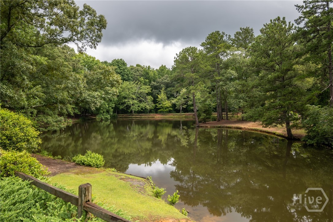 2nd image of 125 Wood Lake Dr, Athens, GA 30606