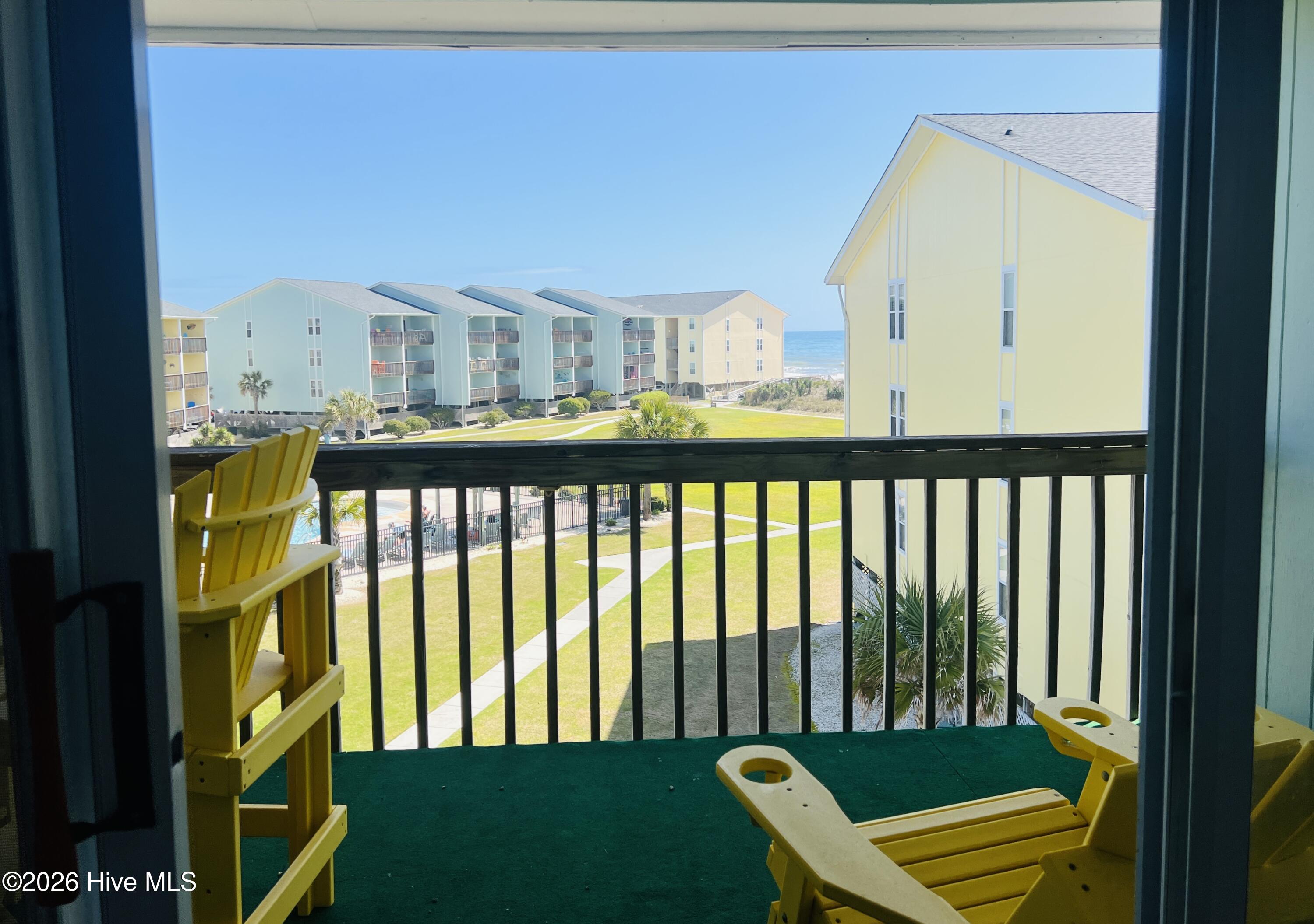 100564975 | Photo 10