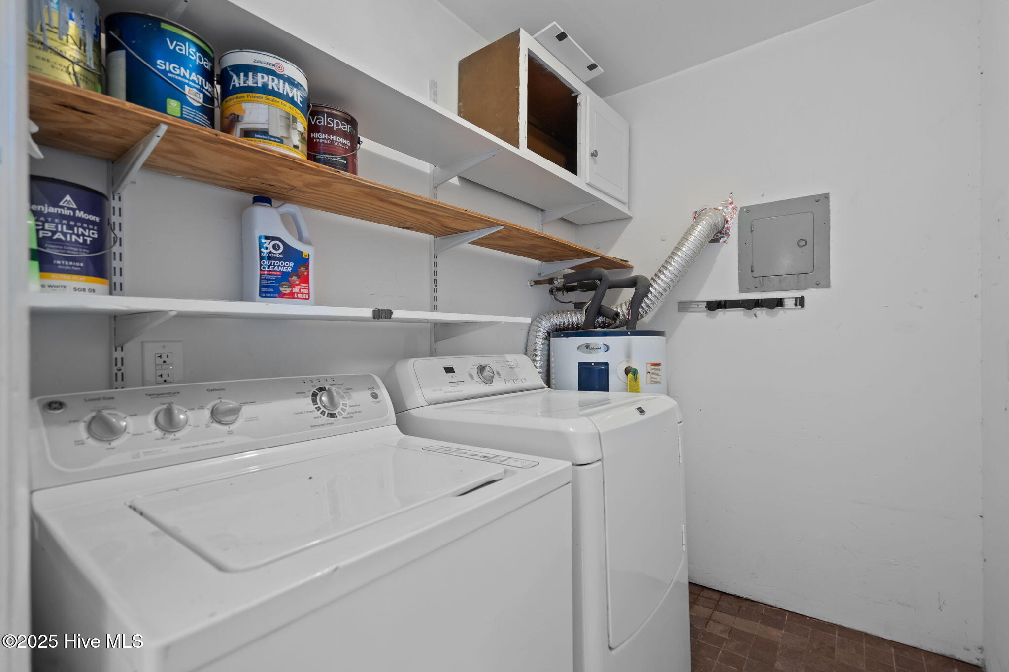 100531423 | Photo 17