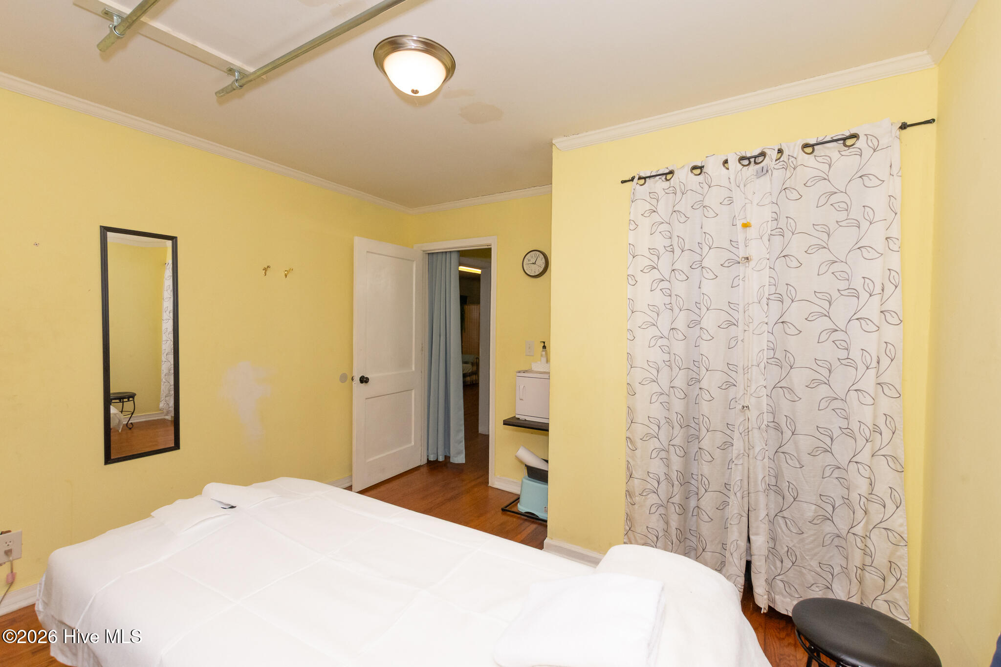 100549393 | Photo 23