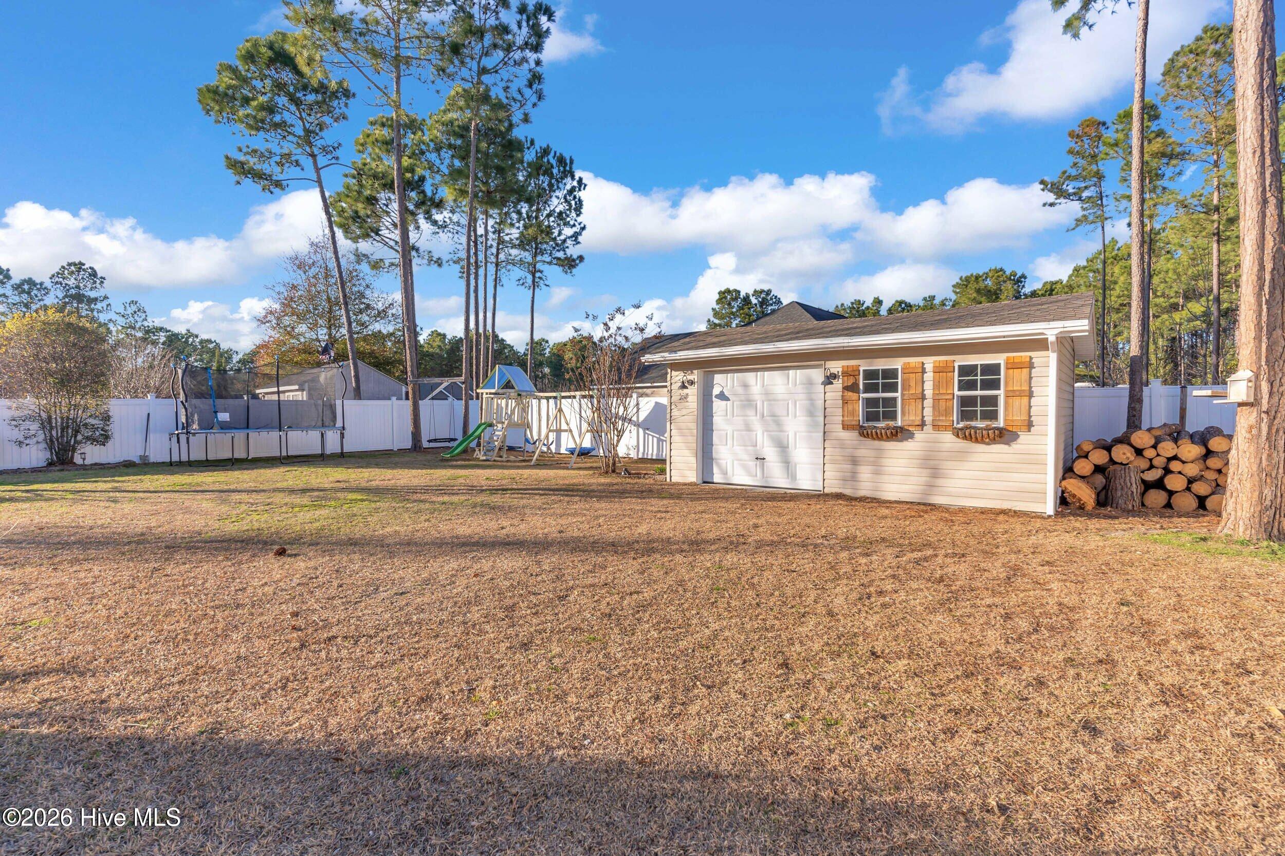 100556499 | Photo 43