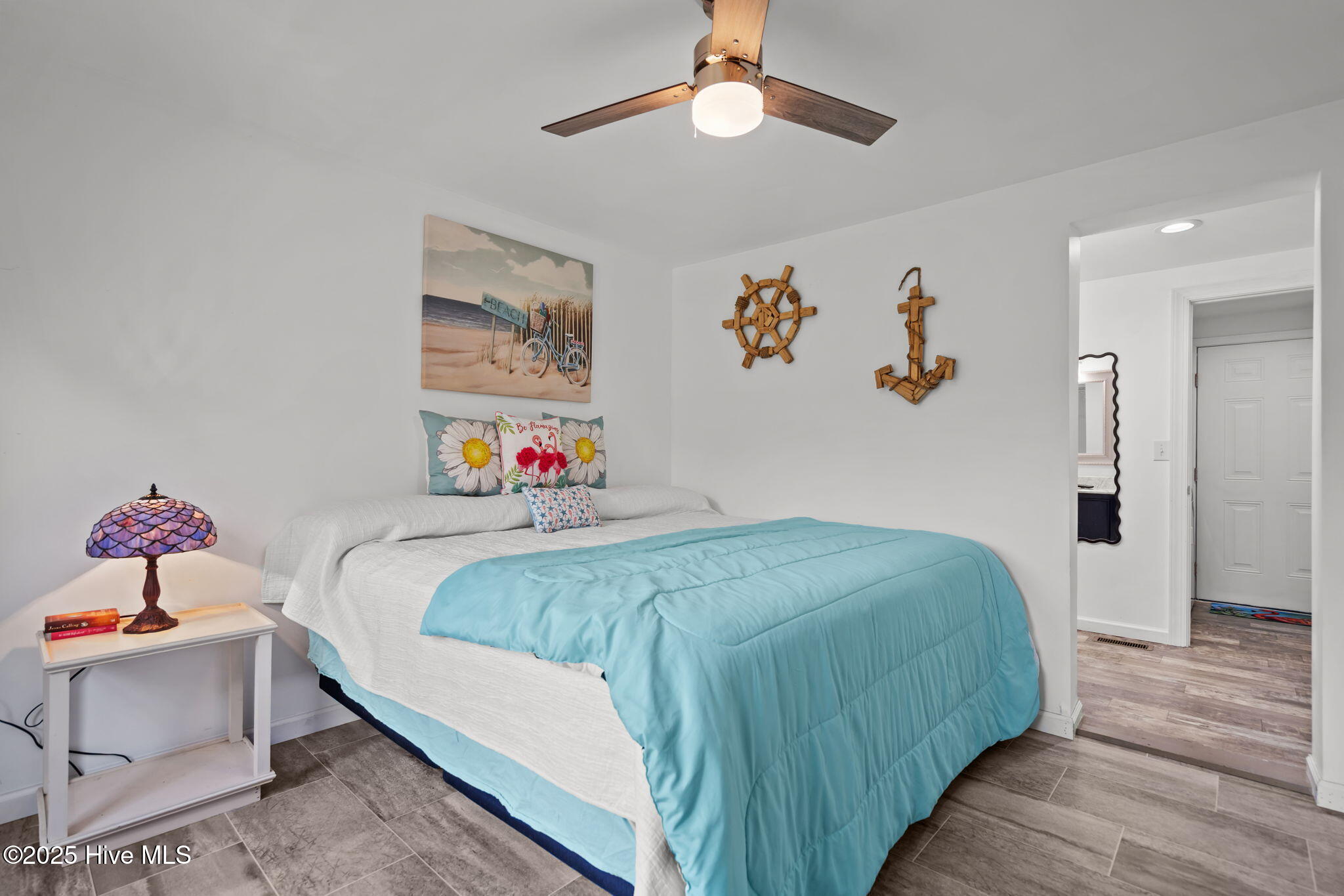 100528032 | Photo 21