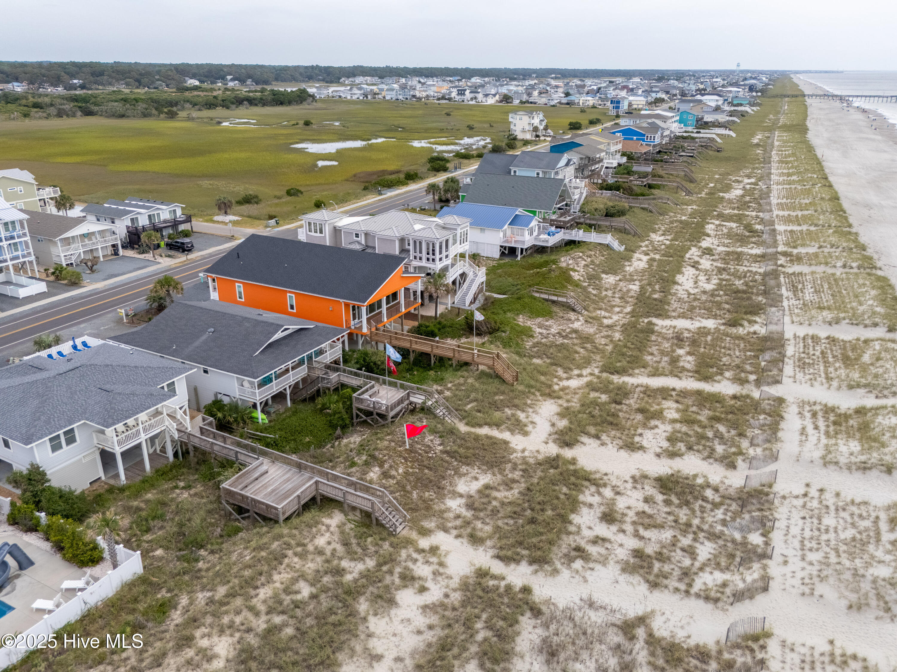 100530015 | Photo 39