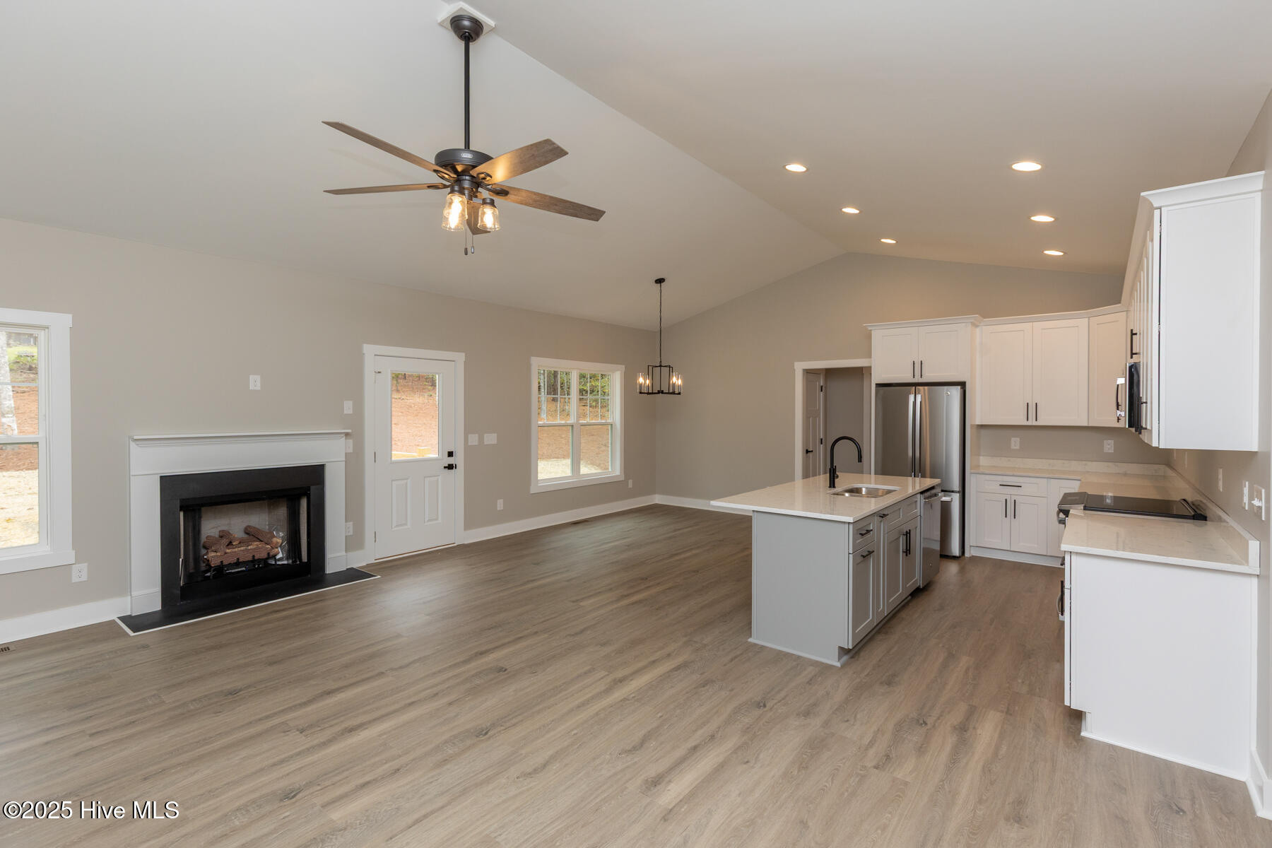 living-kitchen-dining1