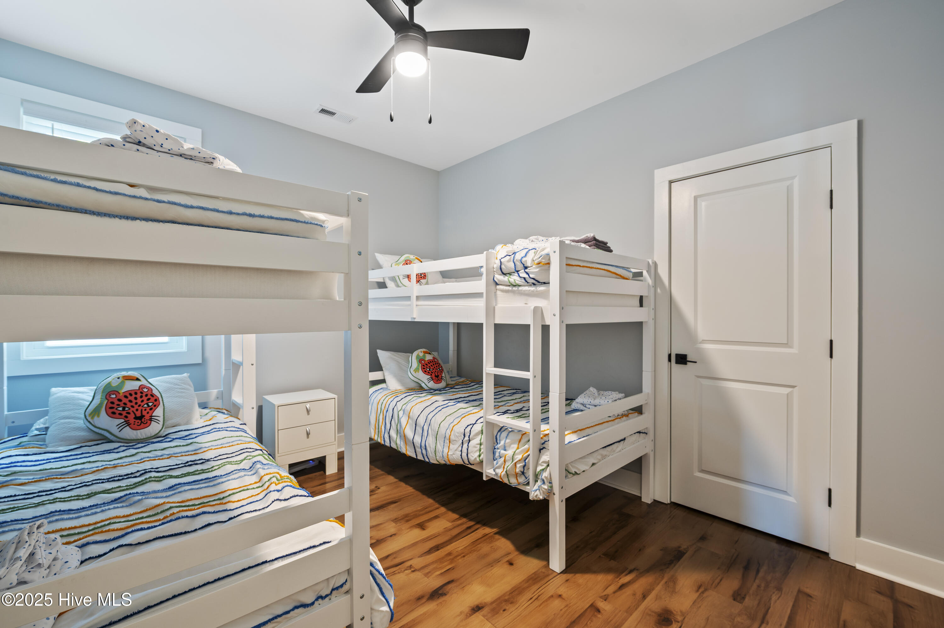 100509934 | Photo 20