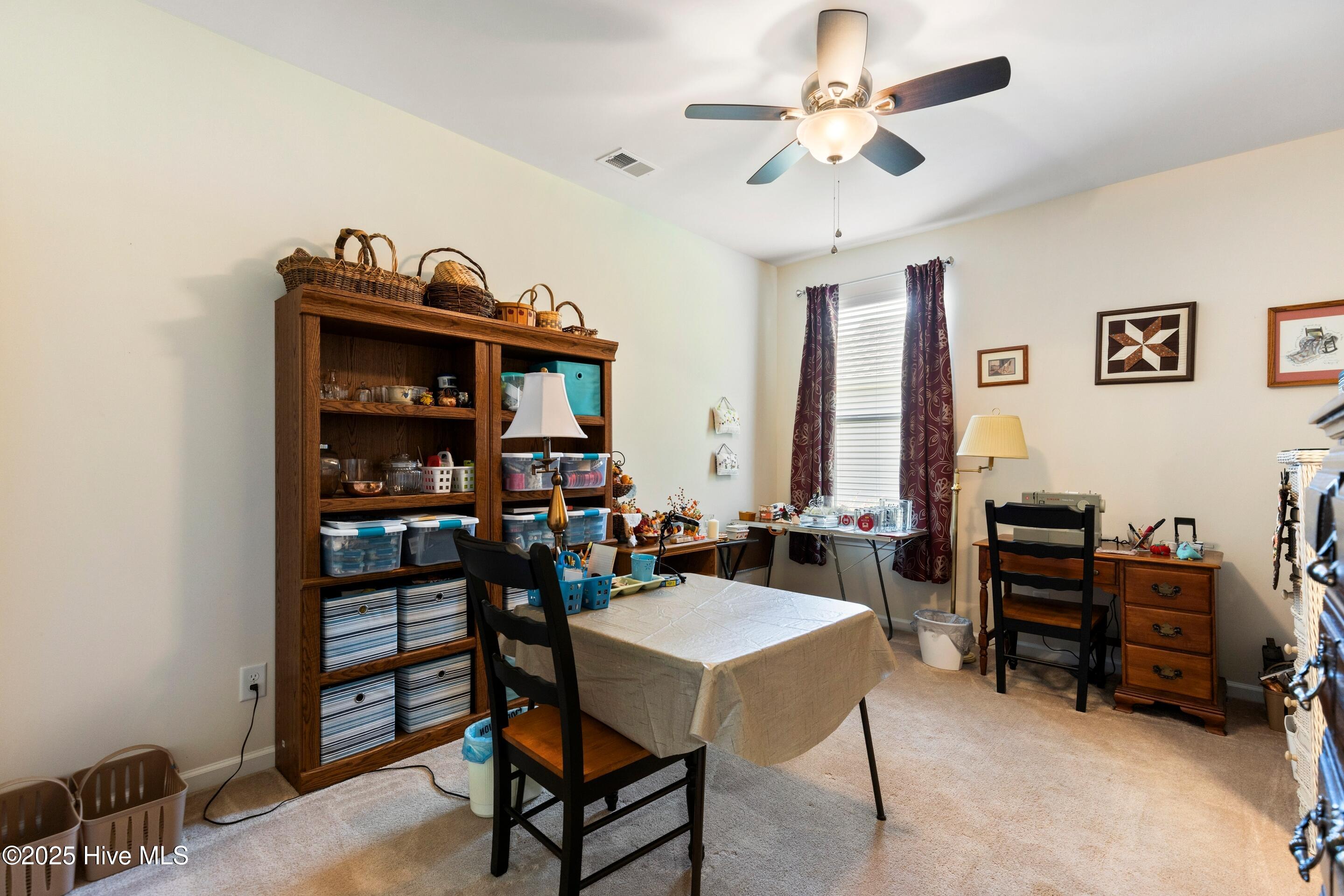 100529206 | Photo 31